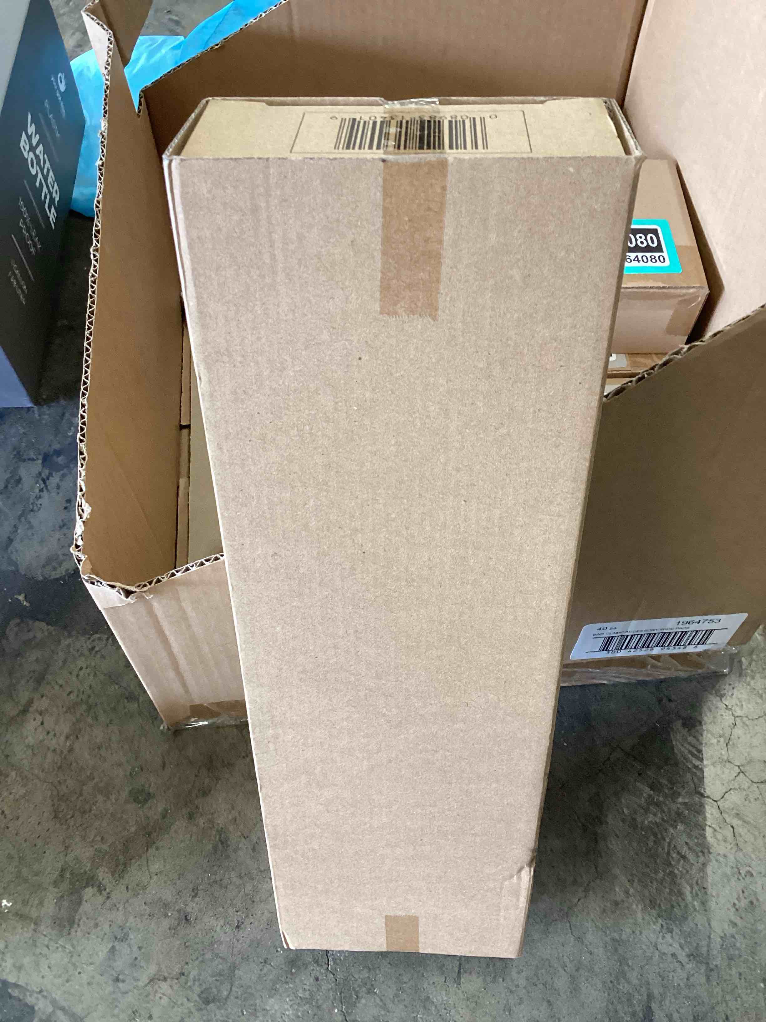 https://s3.amazonaws.com/lotting-images-prod/bidfta/GRA2187156_1753889462319.jpeg