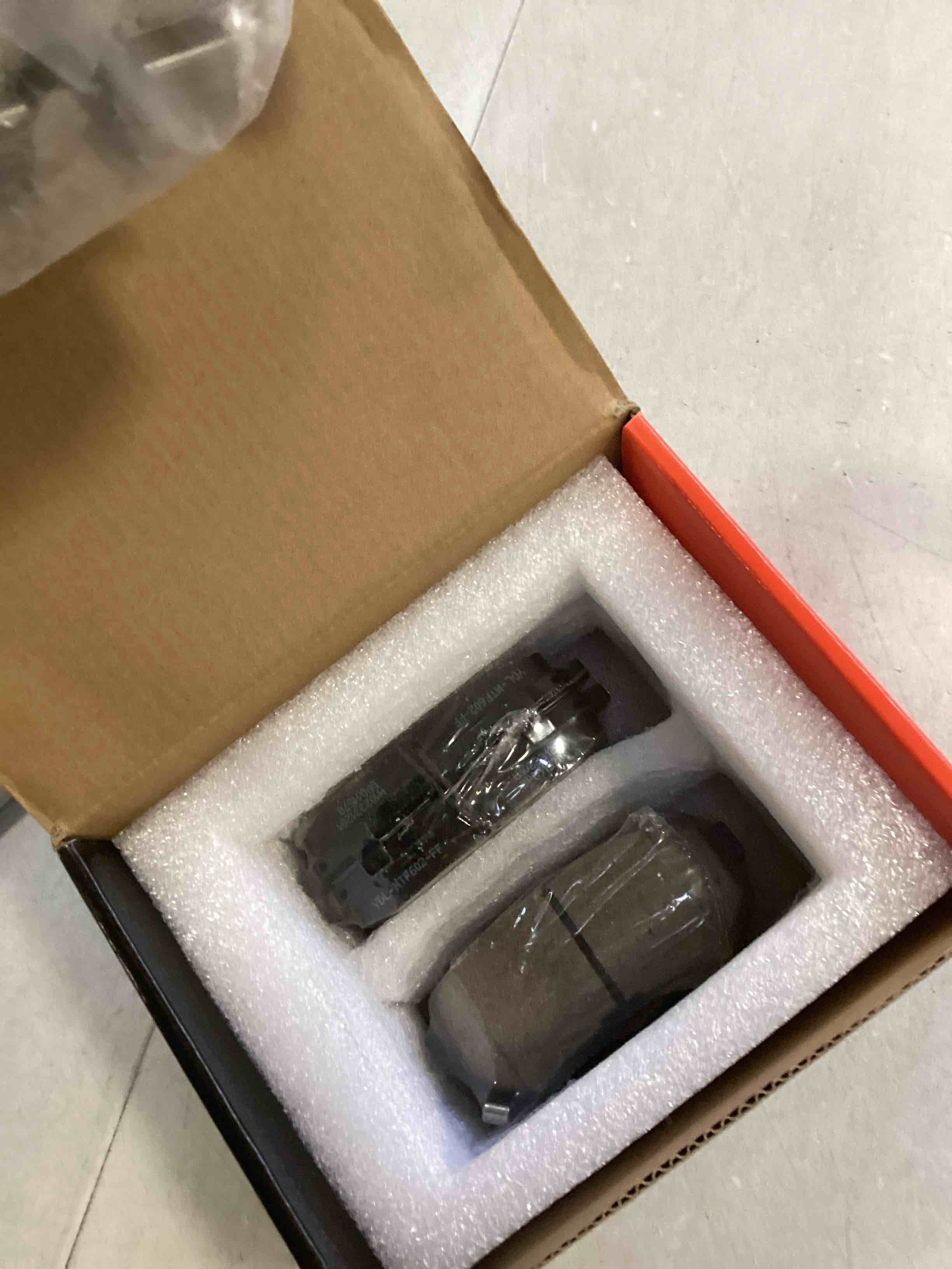 https://s3.amazonaws.com/lotting-images-prod/bidfta/GRA2191508_1742217229630.jpeg