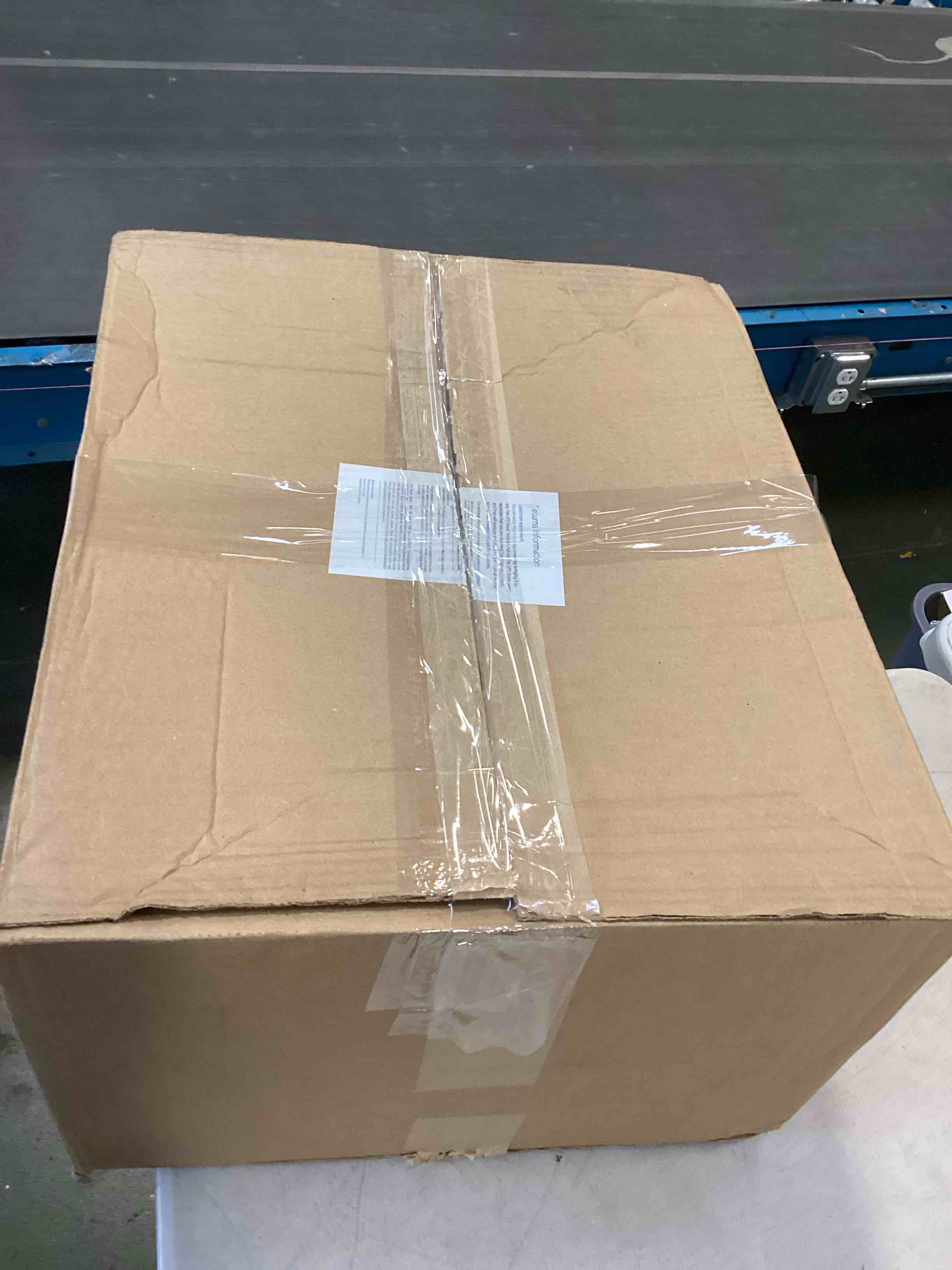 https://s3.amazonaws.com/lotting-images-prod/bidfta/GRA2191721_1742485647584.jpeg