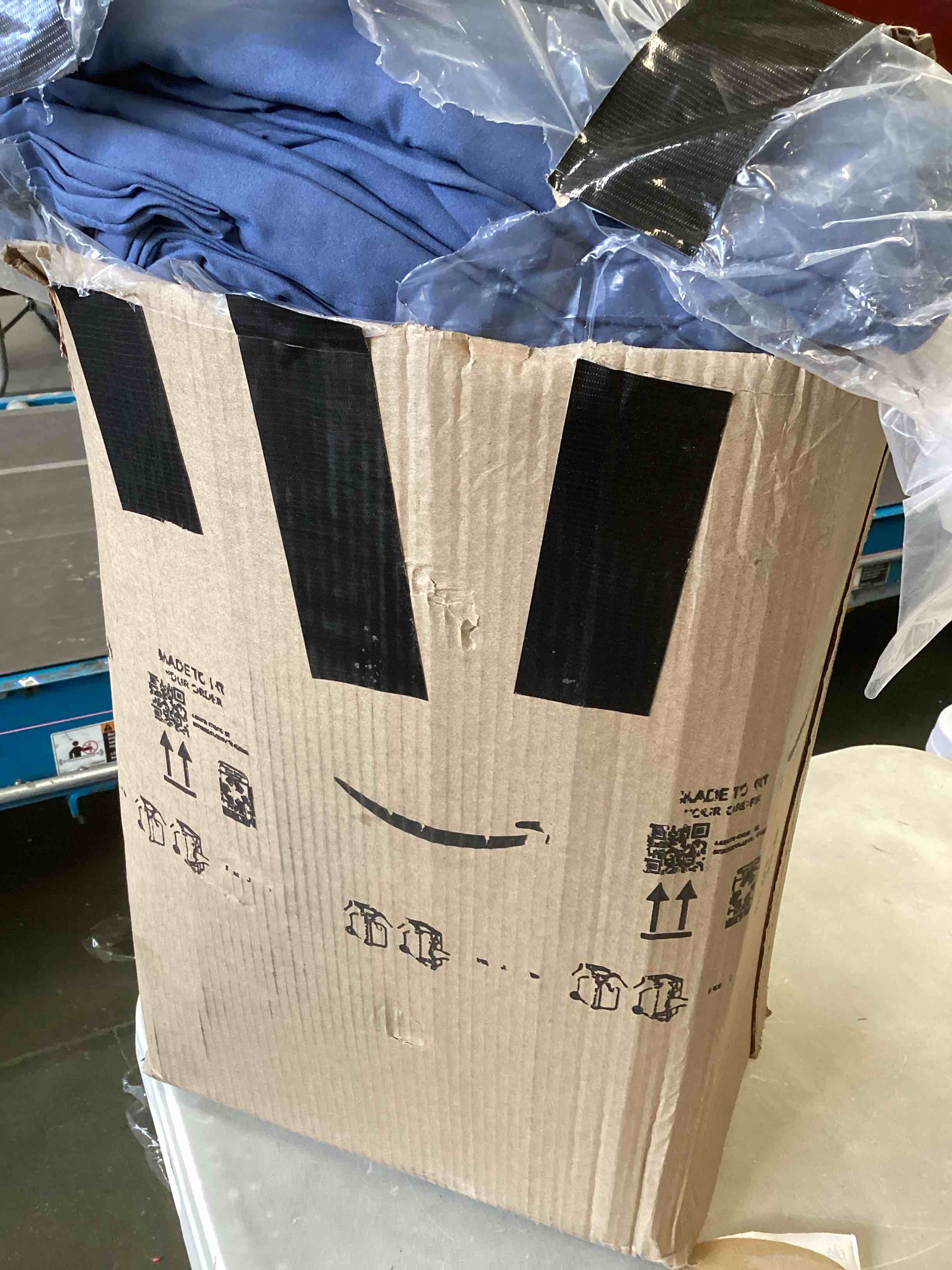 https://s3.amazonaws.com/lotting-images-prod/bidfta/GRA2191990_1742827677894.jpeg