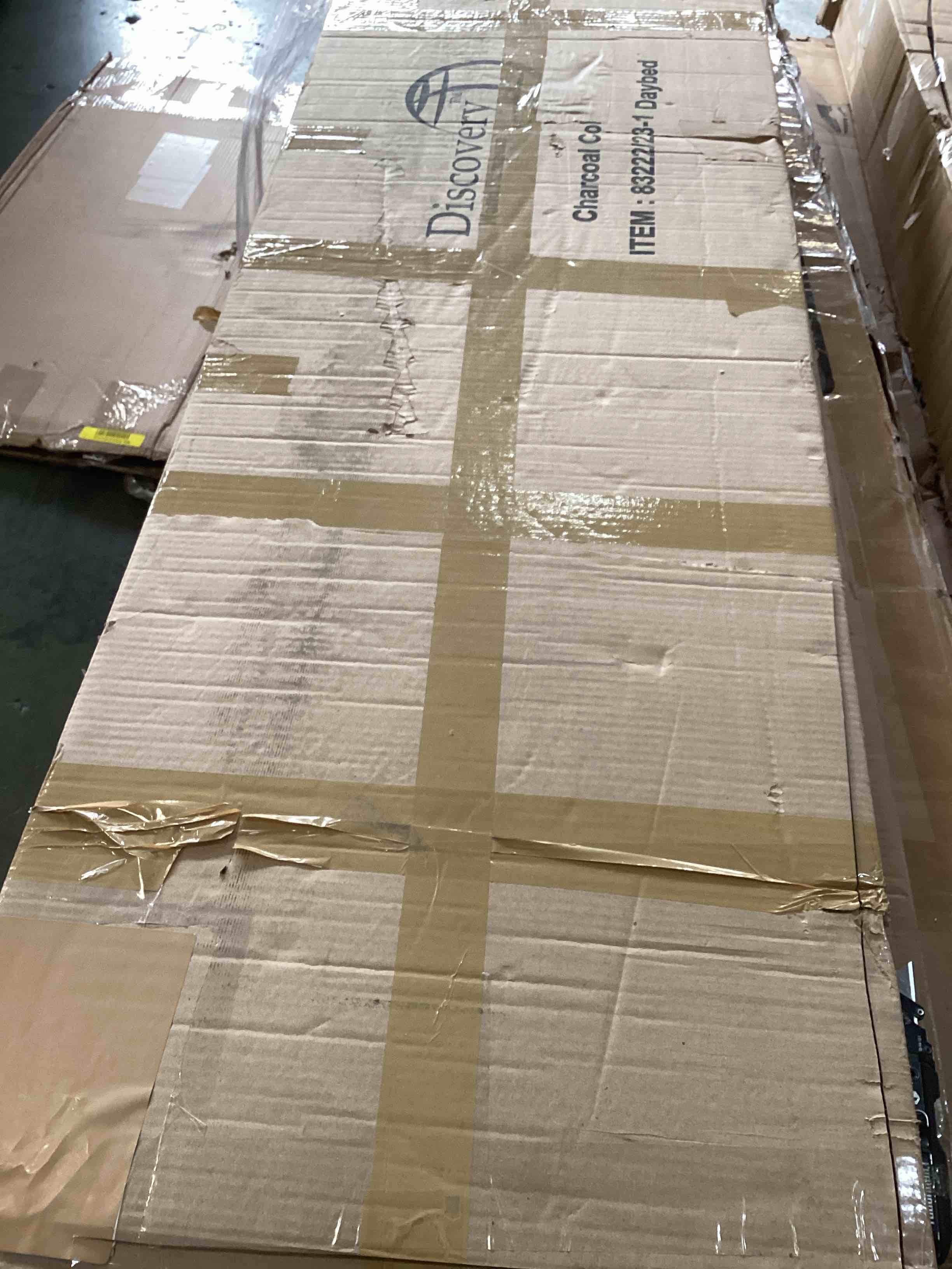 https://s3.amazonaws.com/lotting-images-prod/bidfta/GRA2192219_1742996632386.jpeg