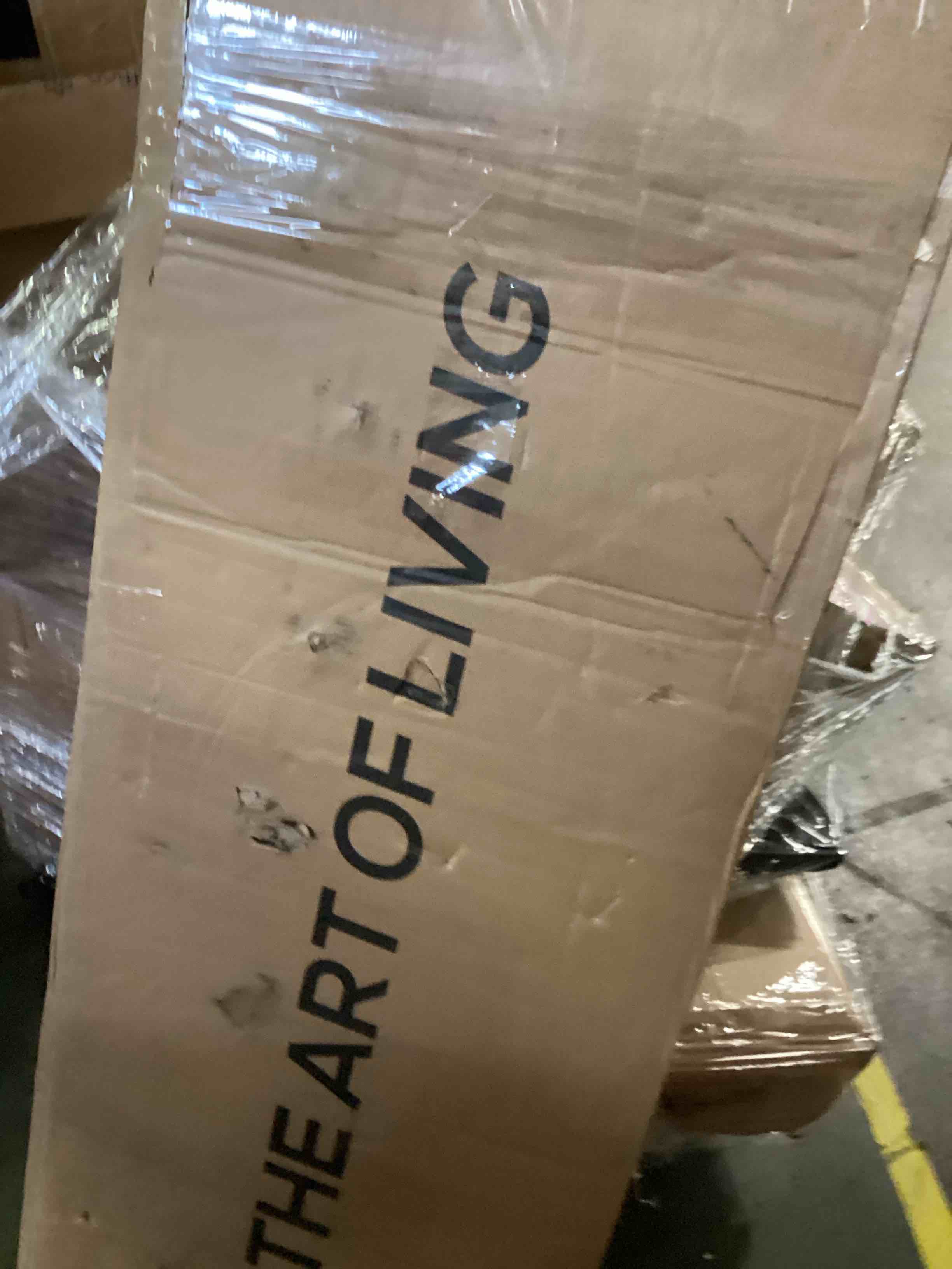 https://s3.amazonaws.com/lotting-images-prod/bidfta/GRA2193791_1751285823178.jpeg