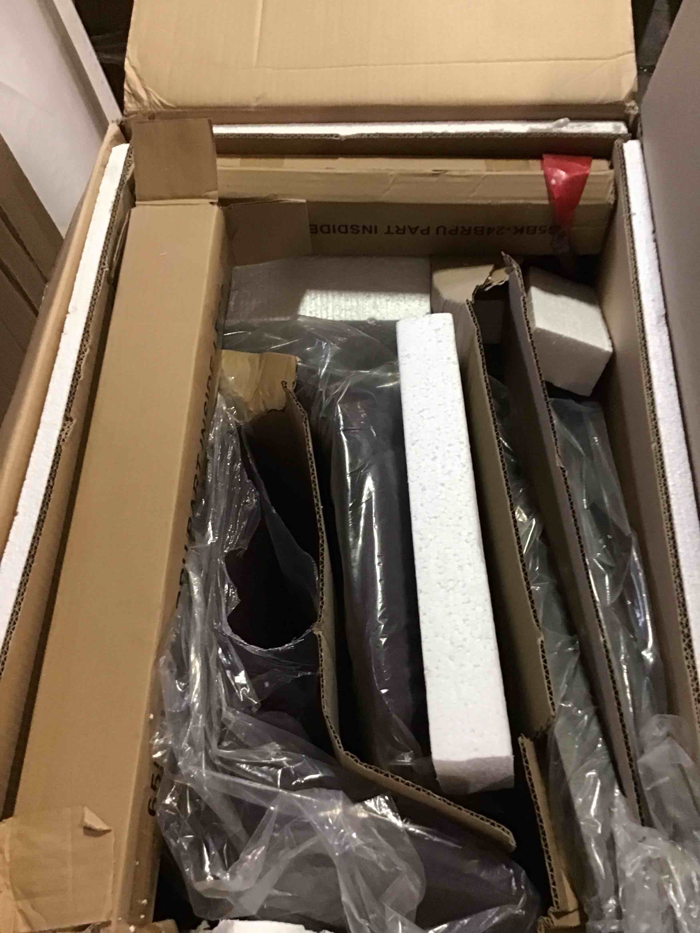 https://s3.amazonaws.com/lotting-images-prod/bidfta/GRA2193824_1751297079165.jpeg