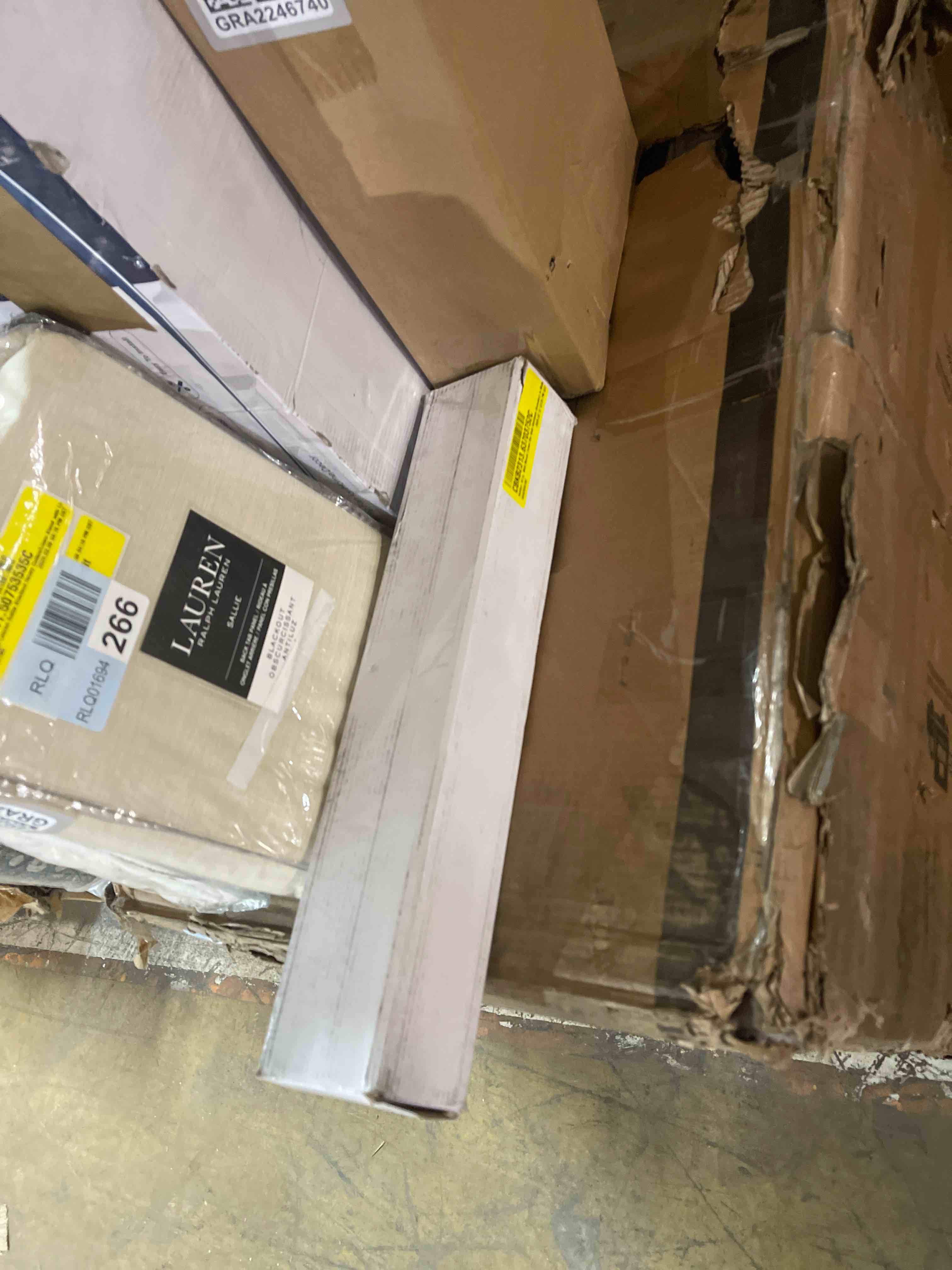 Condition photo showing New/Like New for Ashlyn 18 in. Wall Mount Towel Bar Bath Hardware Accessory in Matte Black