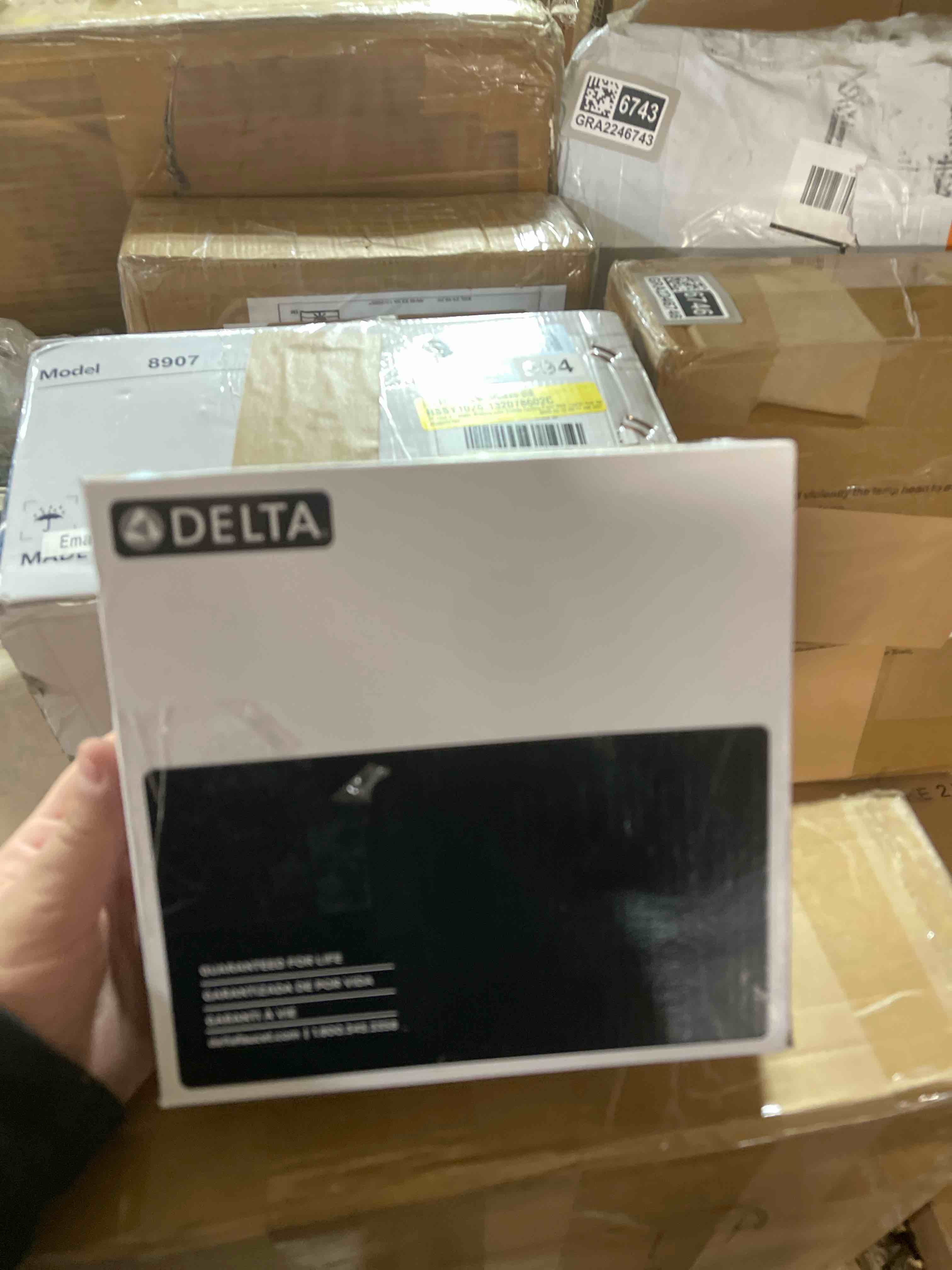 Condition photo showing New/Like New for Lahara Towel Ring