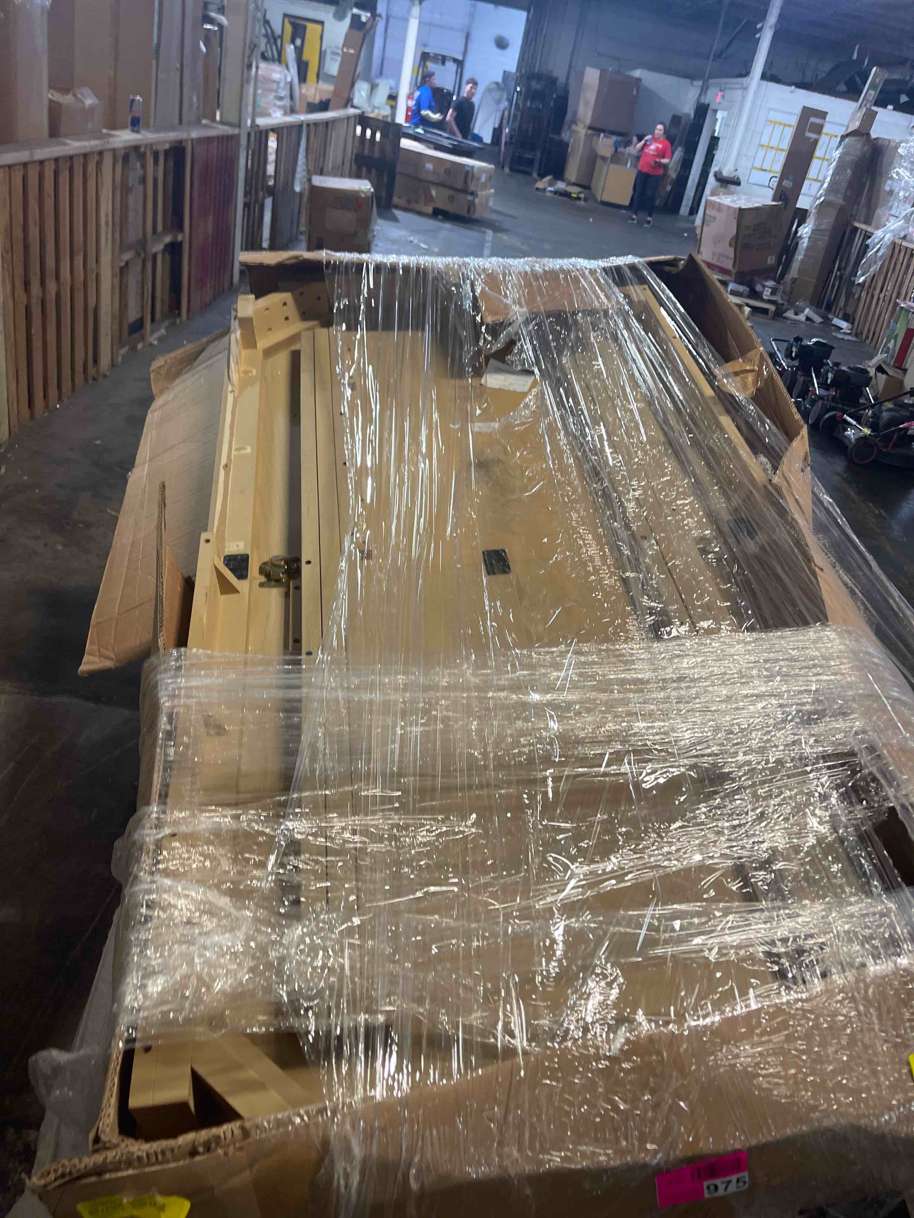 Condition photo showing As Is for yifei extendable dining table(table top only damaged a little)