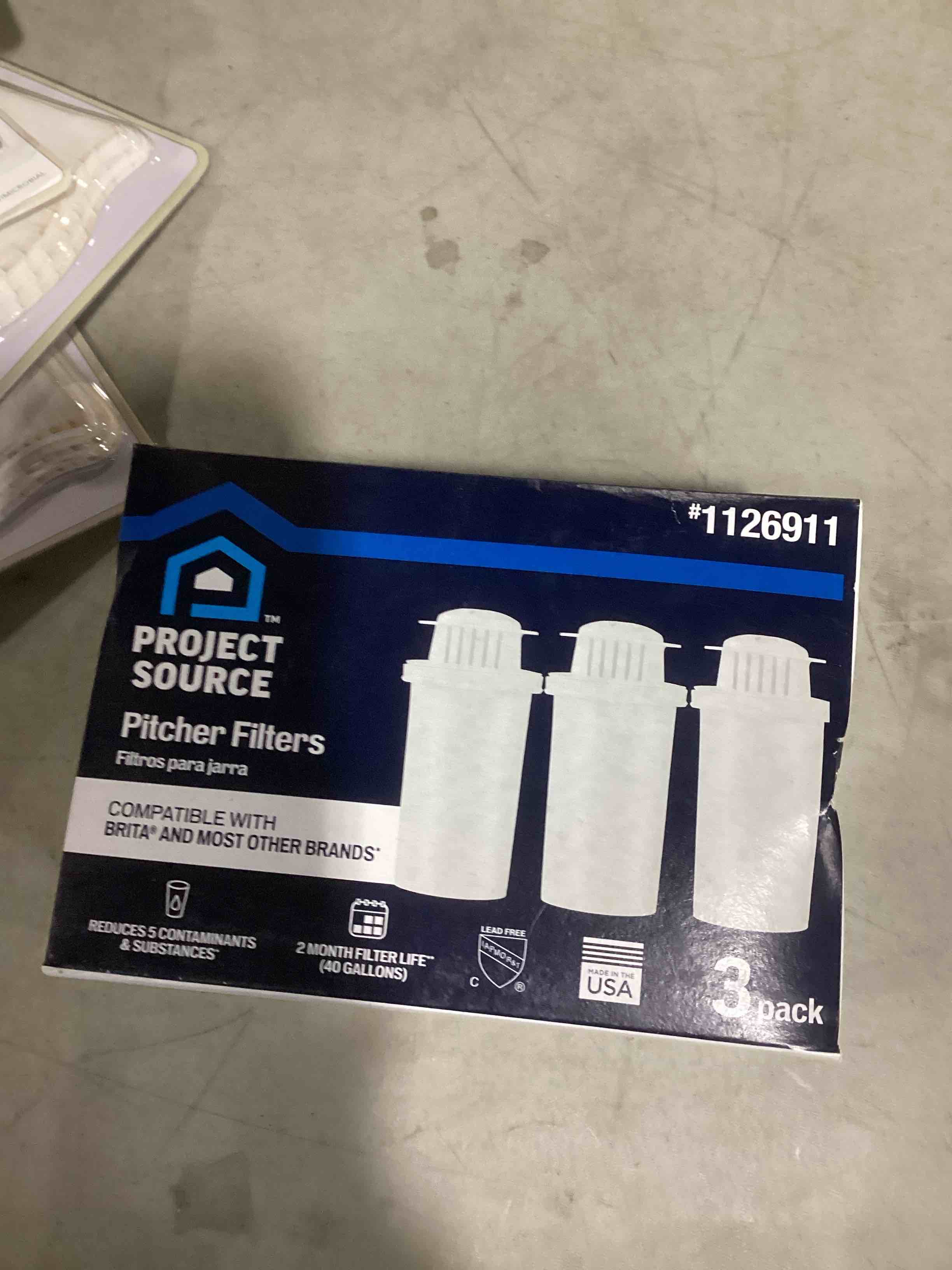 Project Source Off-white Plastic Water filter pitcher