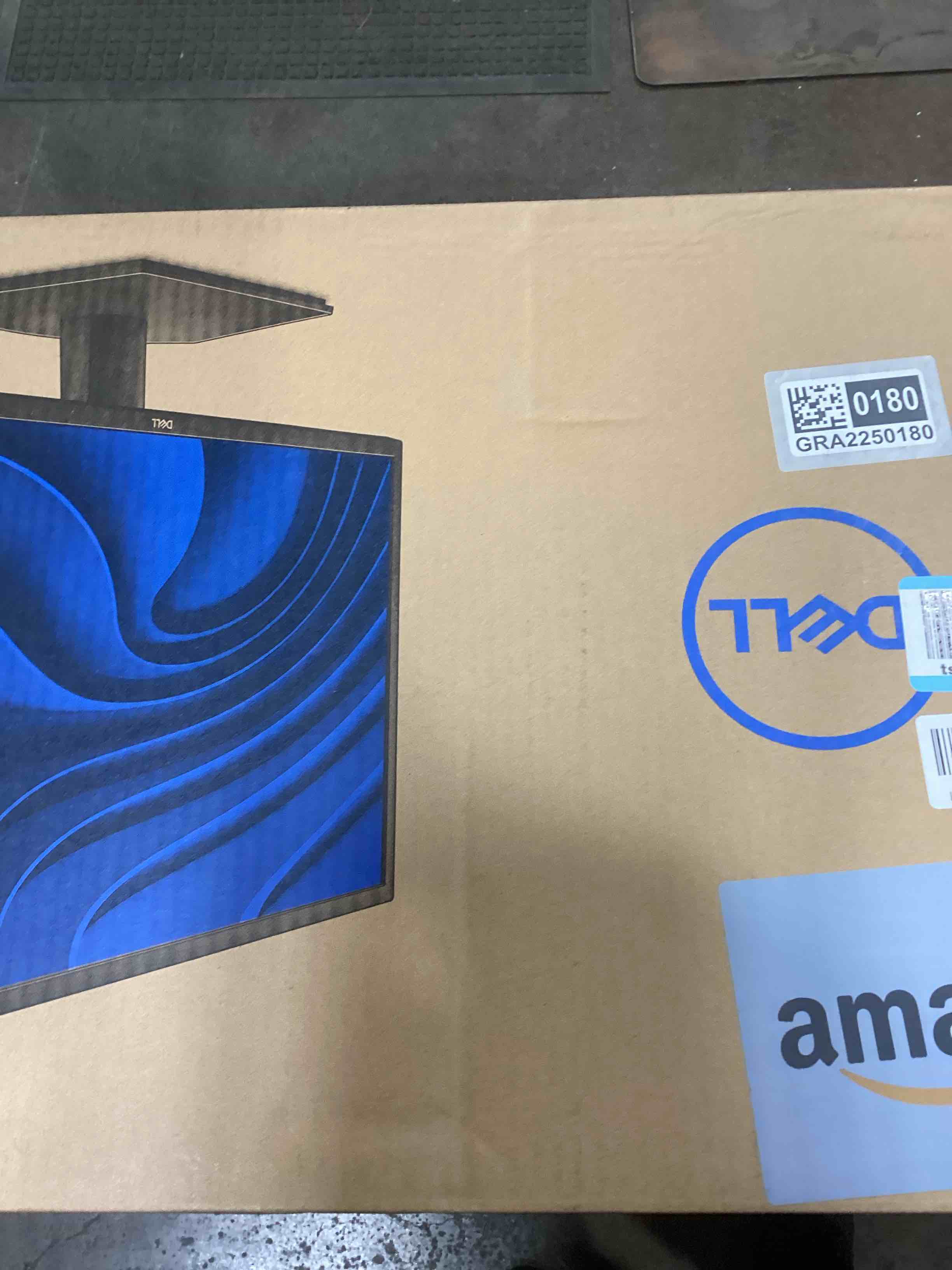 https://s3.amazonaws.com/lotting-images-prod/bidfta/GRA2250180_1741100225937.jpeg
