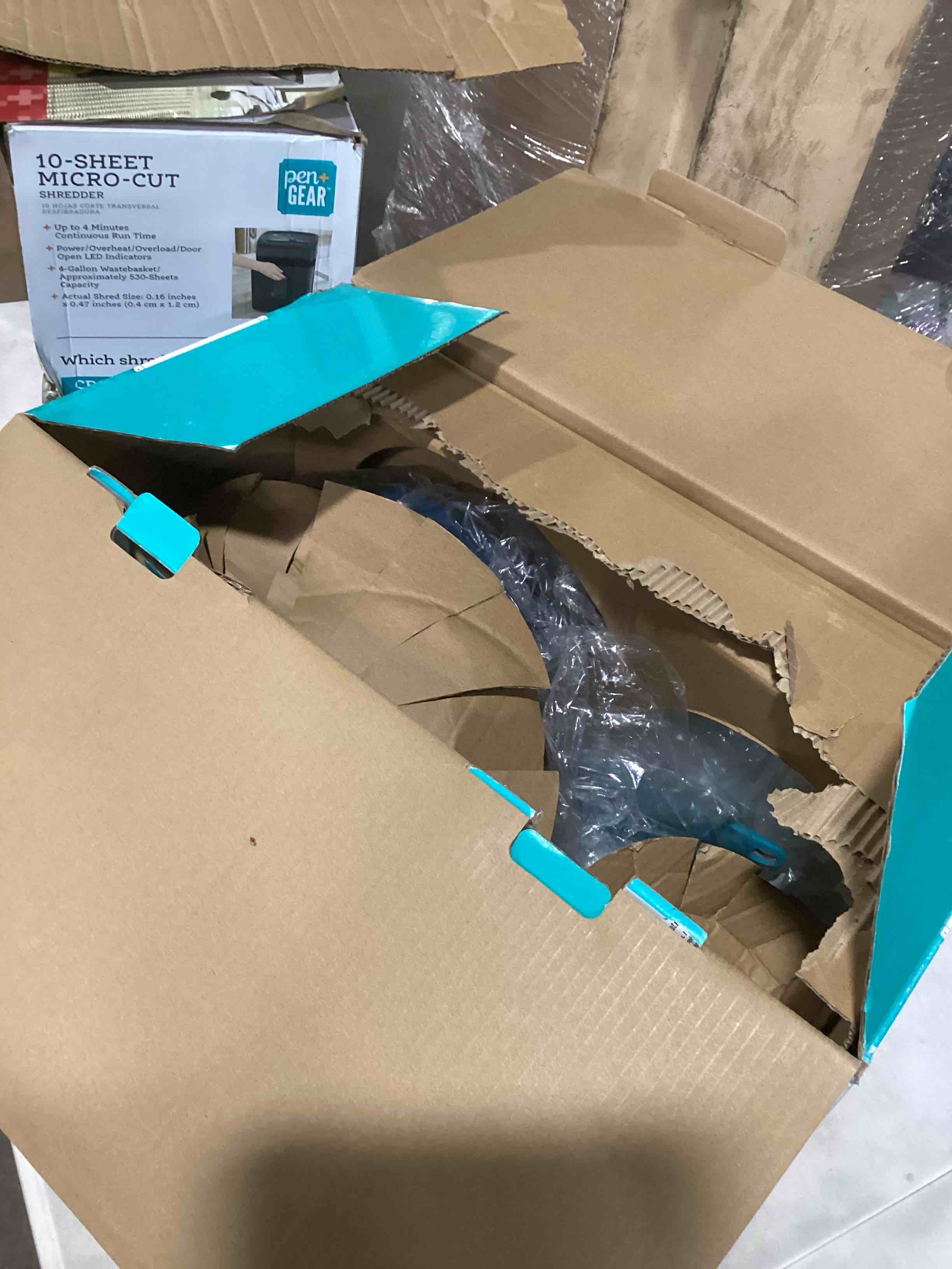 https://s3.amazonaws.com/lotting-images-prod/bidfta/GRA2250422_1741885854056.jpeg