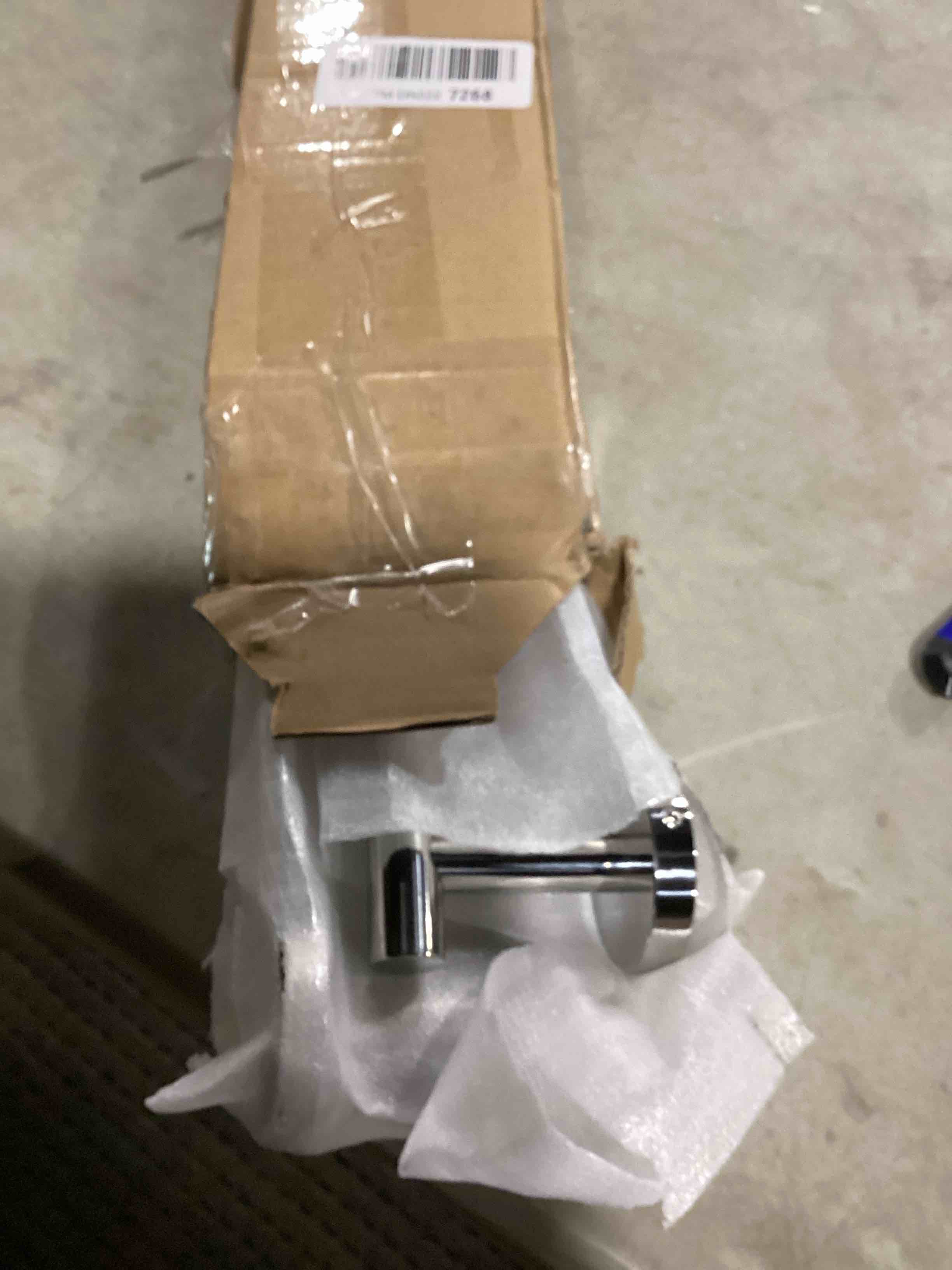 https://s3.amazonaws.com/lotting-images-prod/bidfta/GRA2253211_1741036222051.jpeg