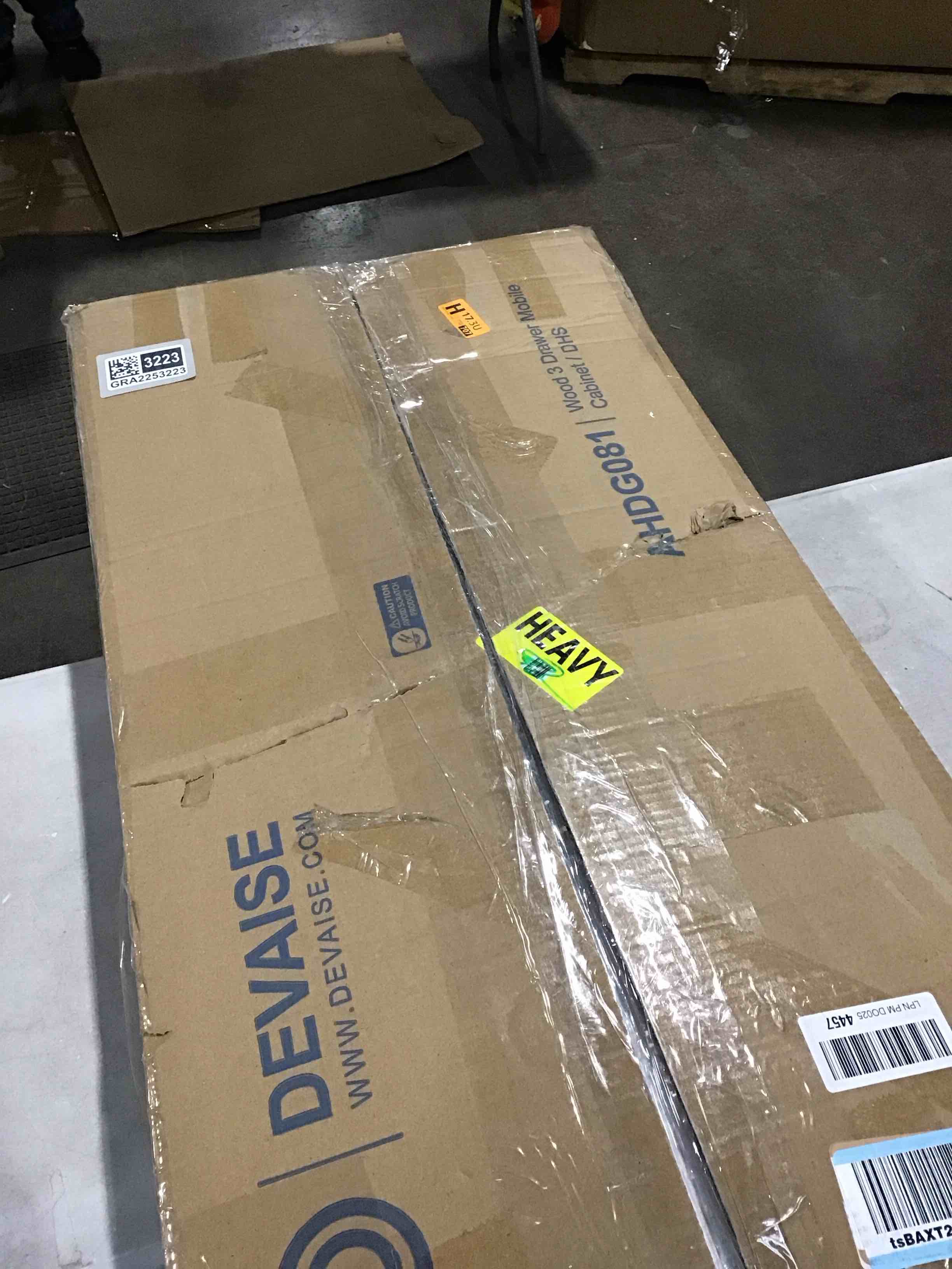 https://s3.amazonaws.com/lotting-images-prod/bidfta/GRA2253223_1741092542329.jpeg