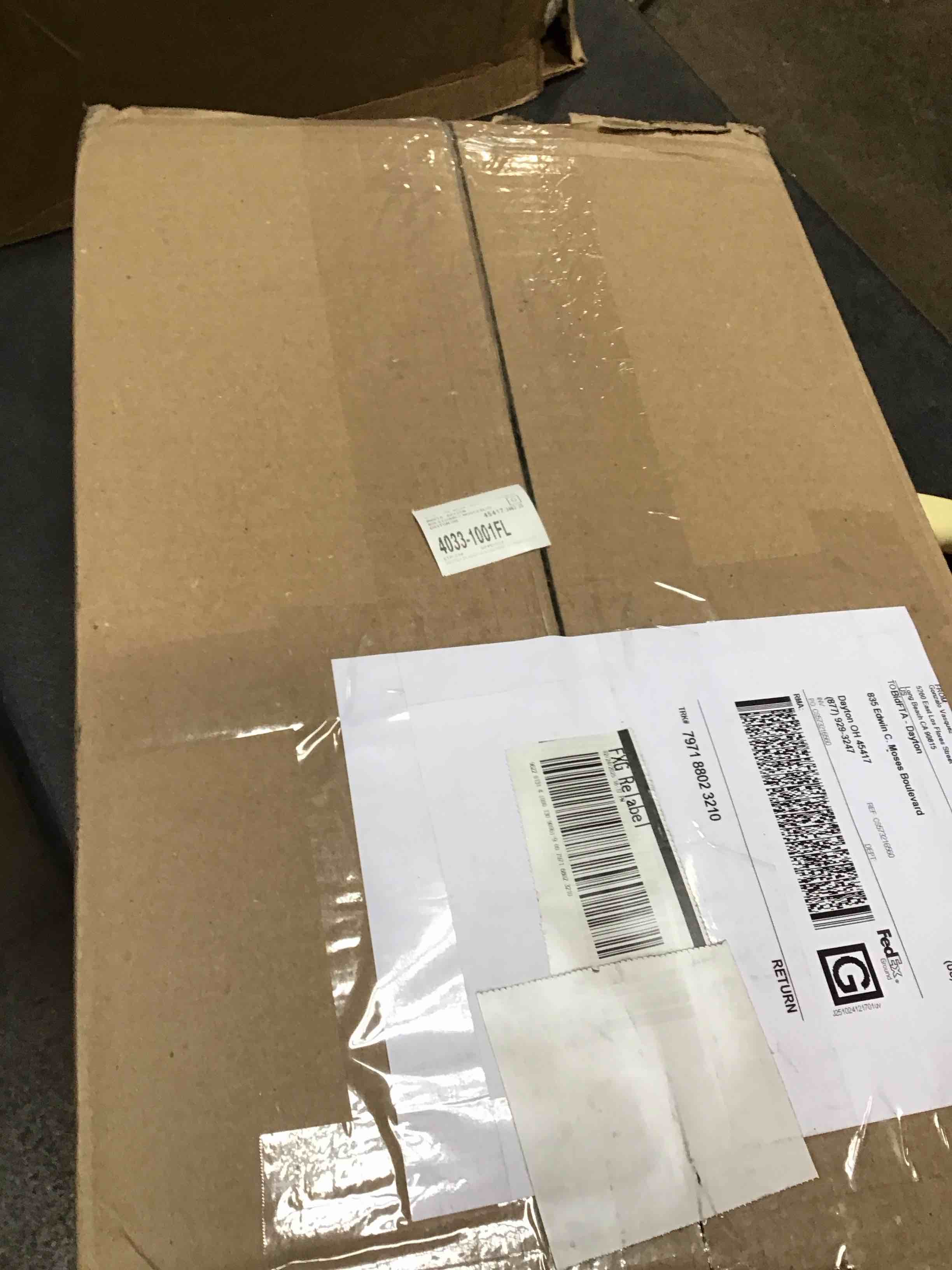https://s3.amazonaws.com/lotting-images-prod/bidfta/GRA2253853_1741803614079.jpeg