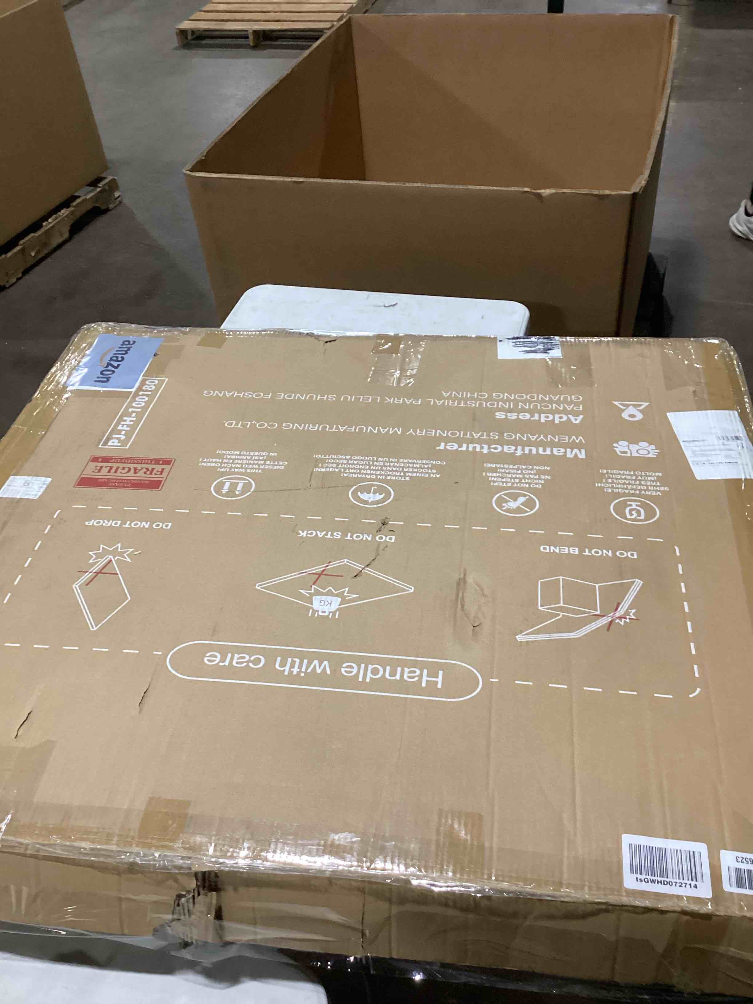 https://s3.amazonaws.com/lotting-images-prod/bidfta/GRA2254463_1740744755908.jpeg