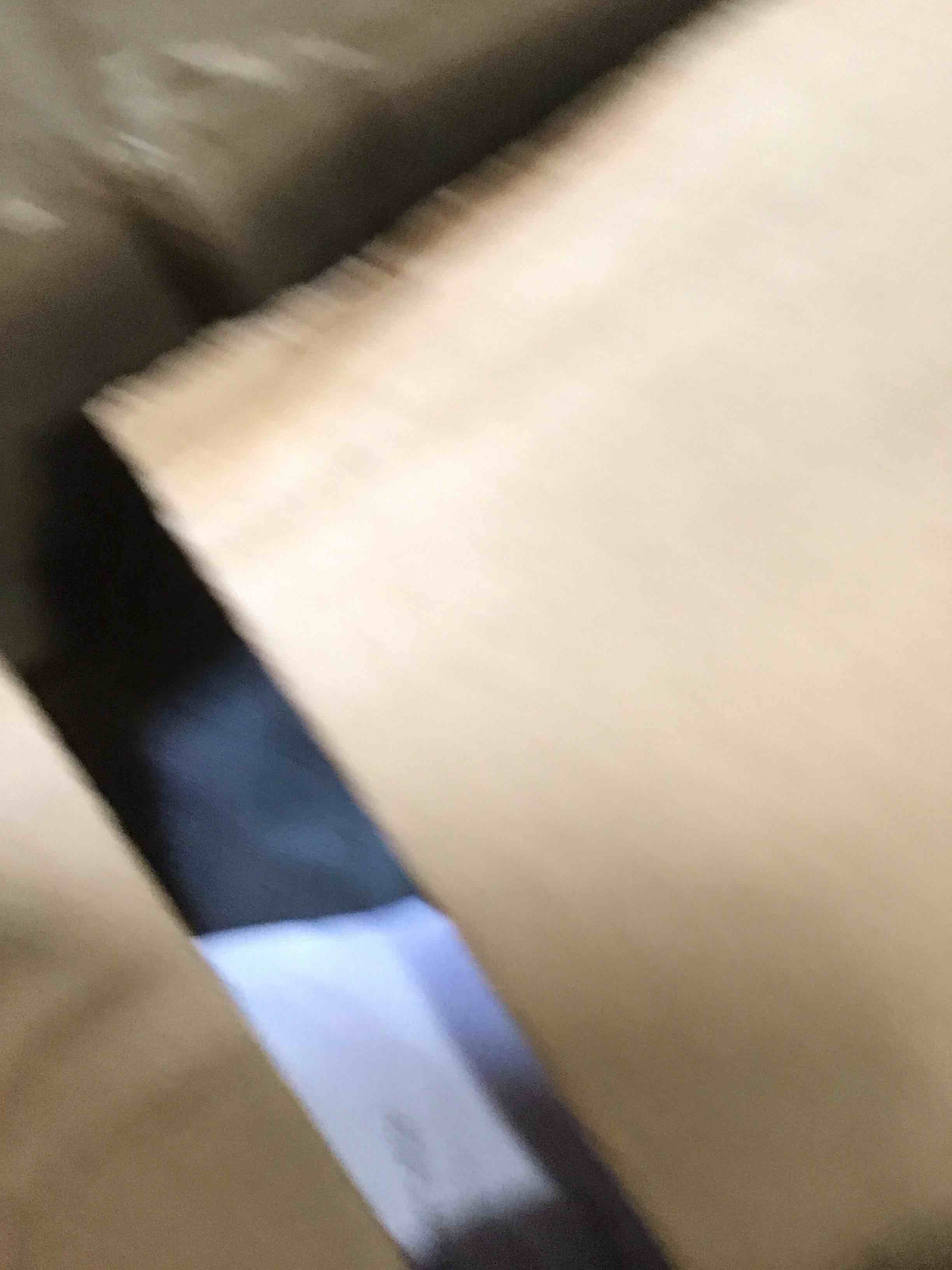 https://s3.amazonaws.com/lotting-images-prod/bidfta/GRA2258512_1739548543920.jpeg