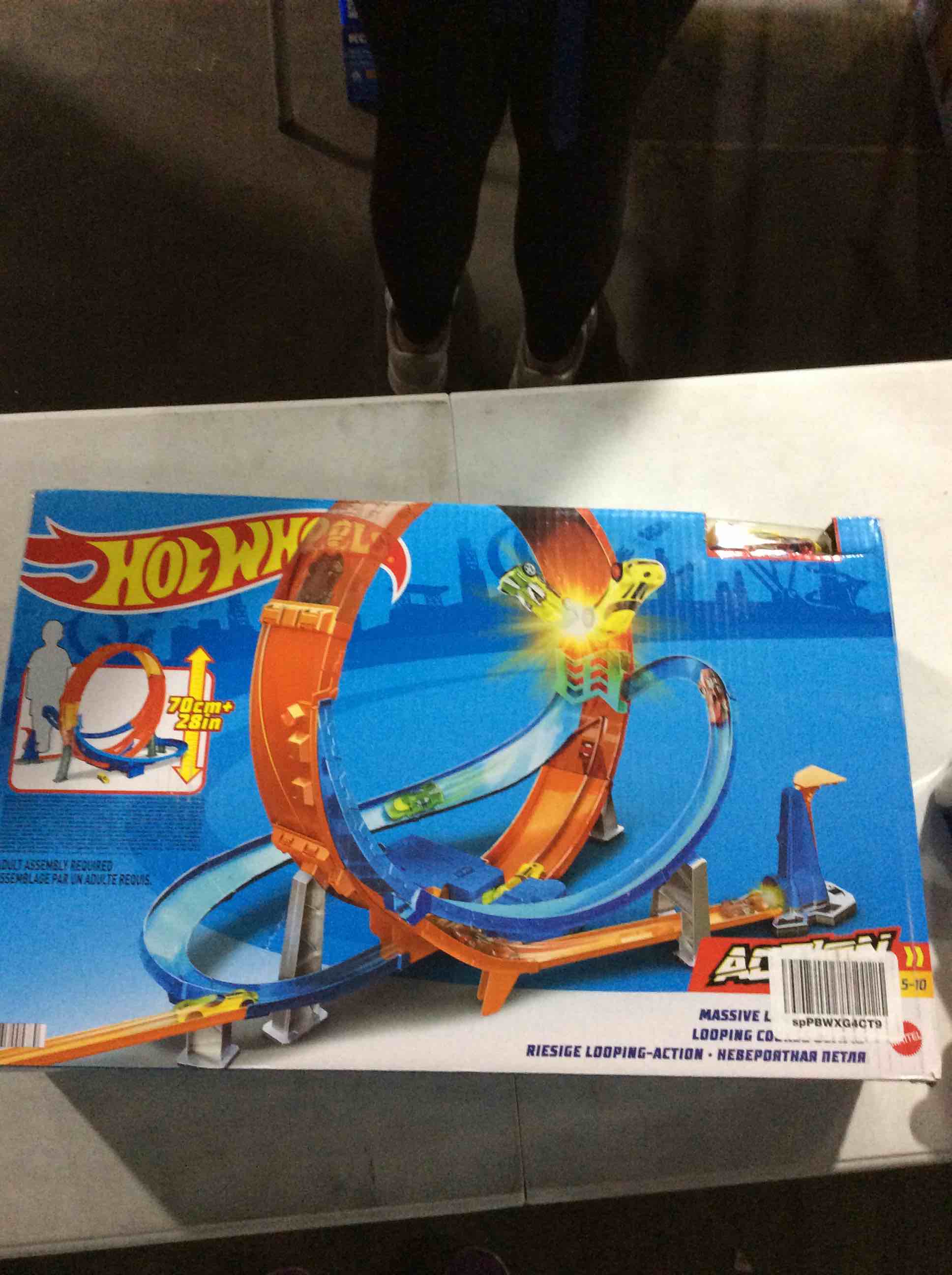 Hot Wheels Massive Loop Mayhem