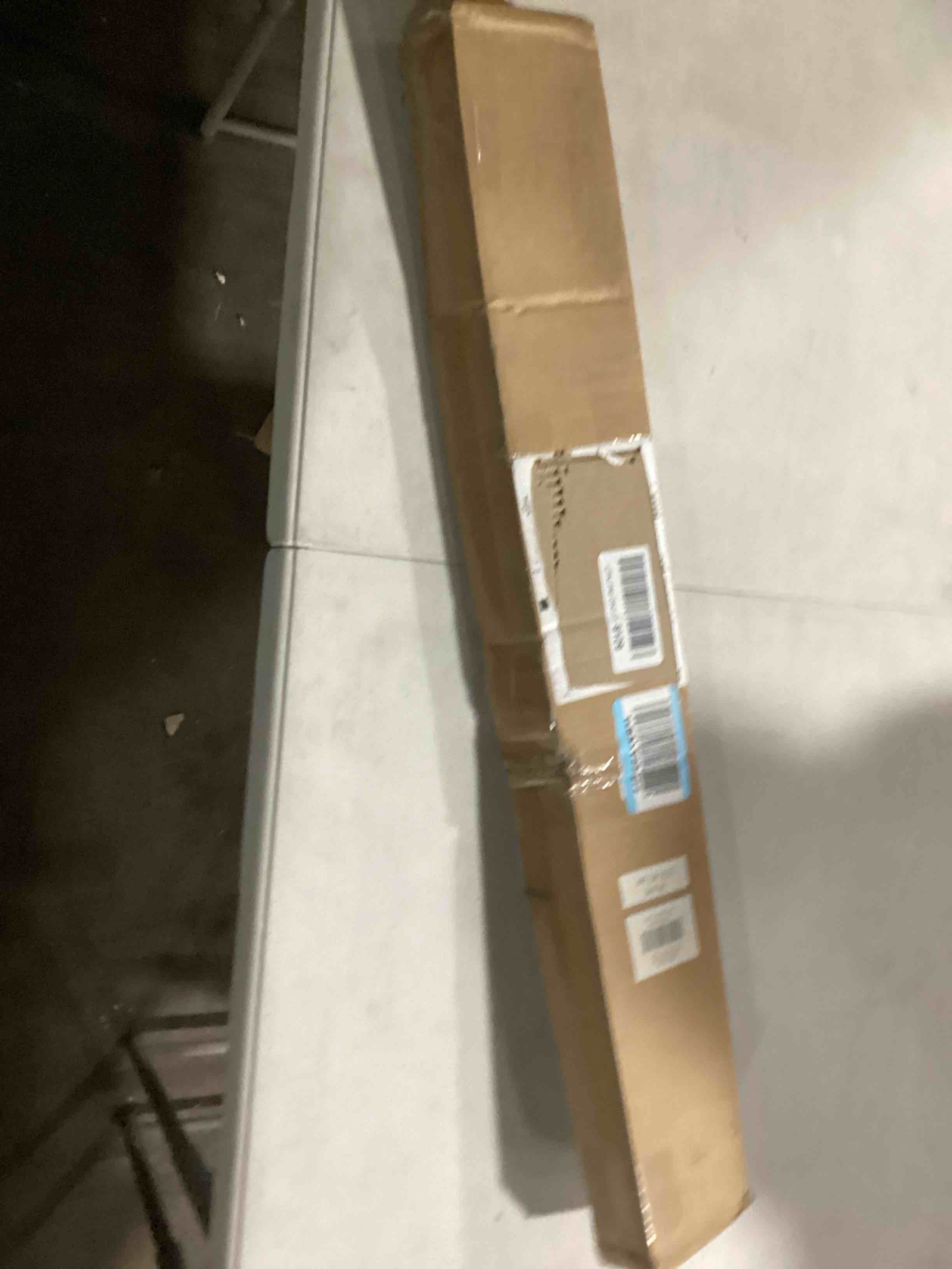https://s3.amazonaws.com/lotting-images-prod/bidfta/GRA2260701_1739383150338.jpeg