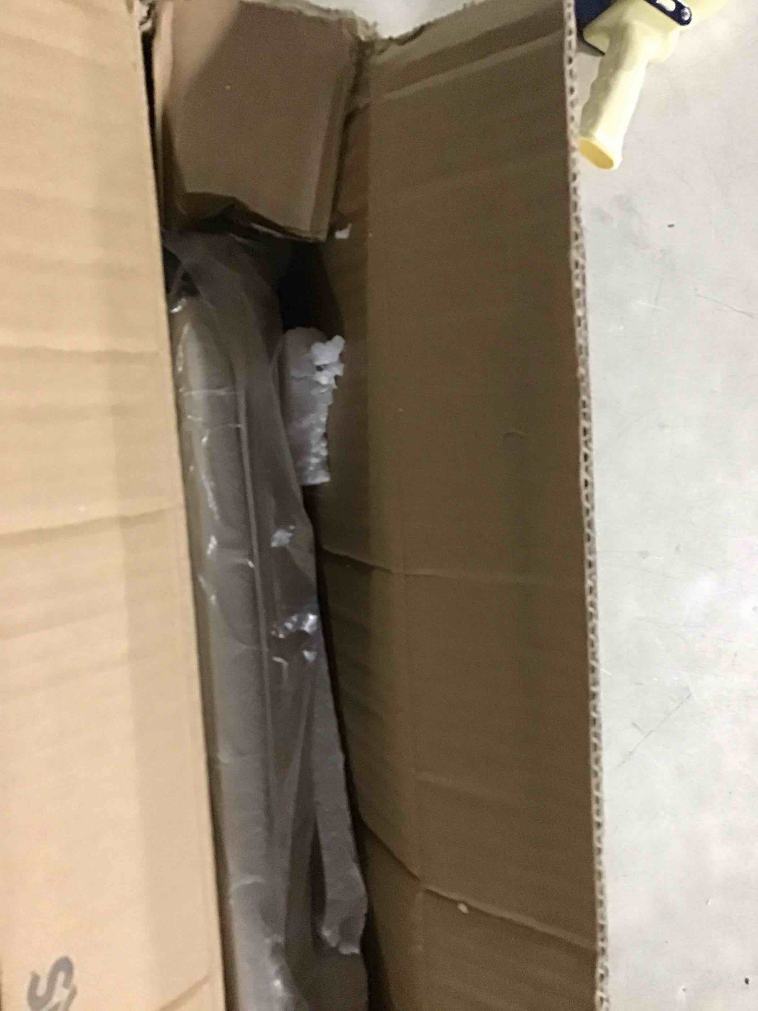 https://s3.amazonaws.com/lotting-images-prod/bidfta/GRA2261921_1741100262981.jpeg