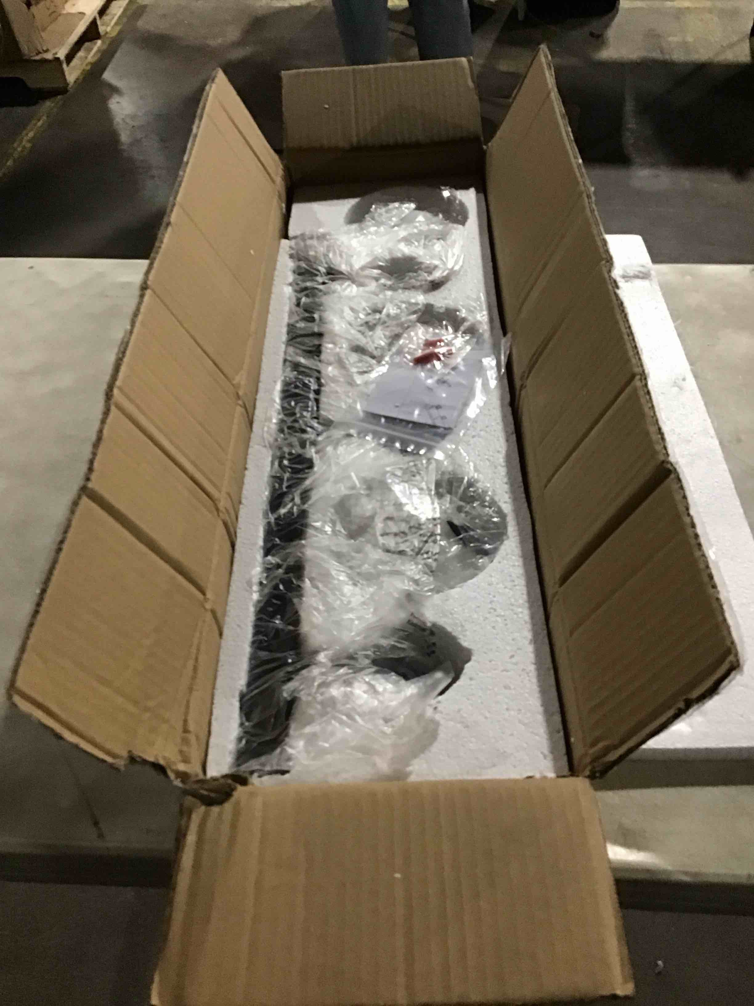 https://s3.amazonaws.com/lotting-images-prod/bidfta/GRA2262078_1741182294346.jpeg