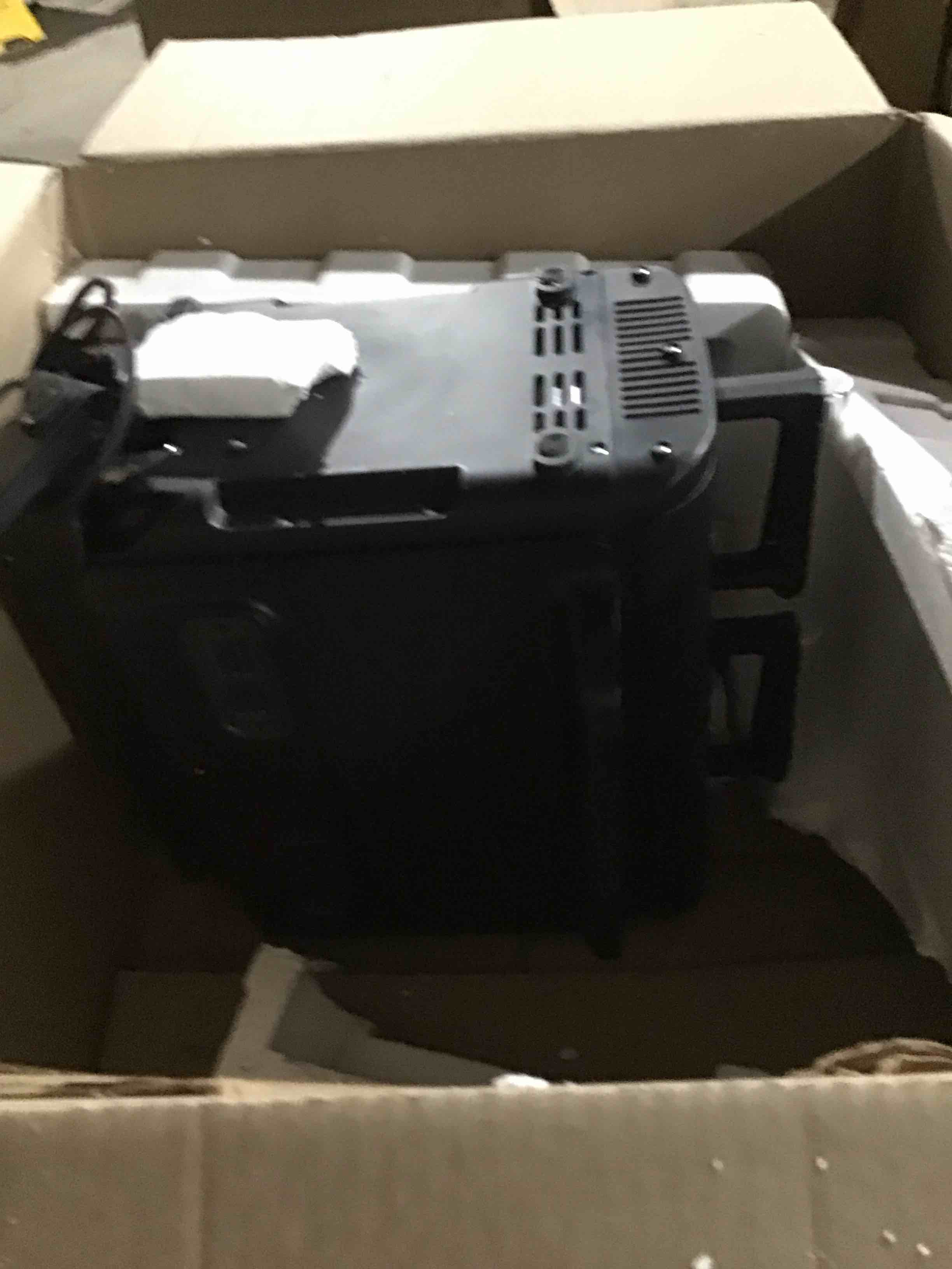 https://s3.amazonaws.com/lotting-images-prod/bidfta/GRA2262122_1741194881299.jpeg