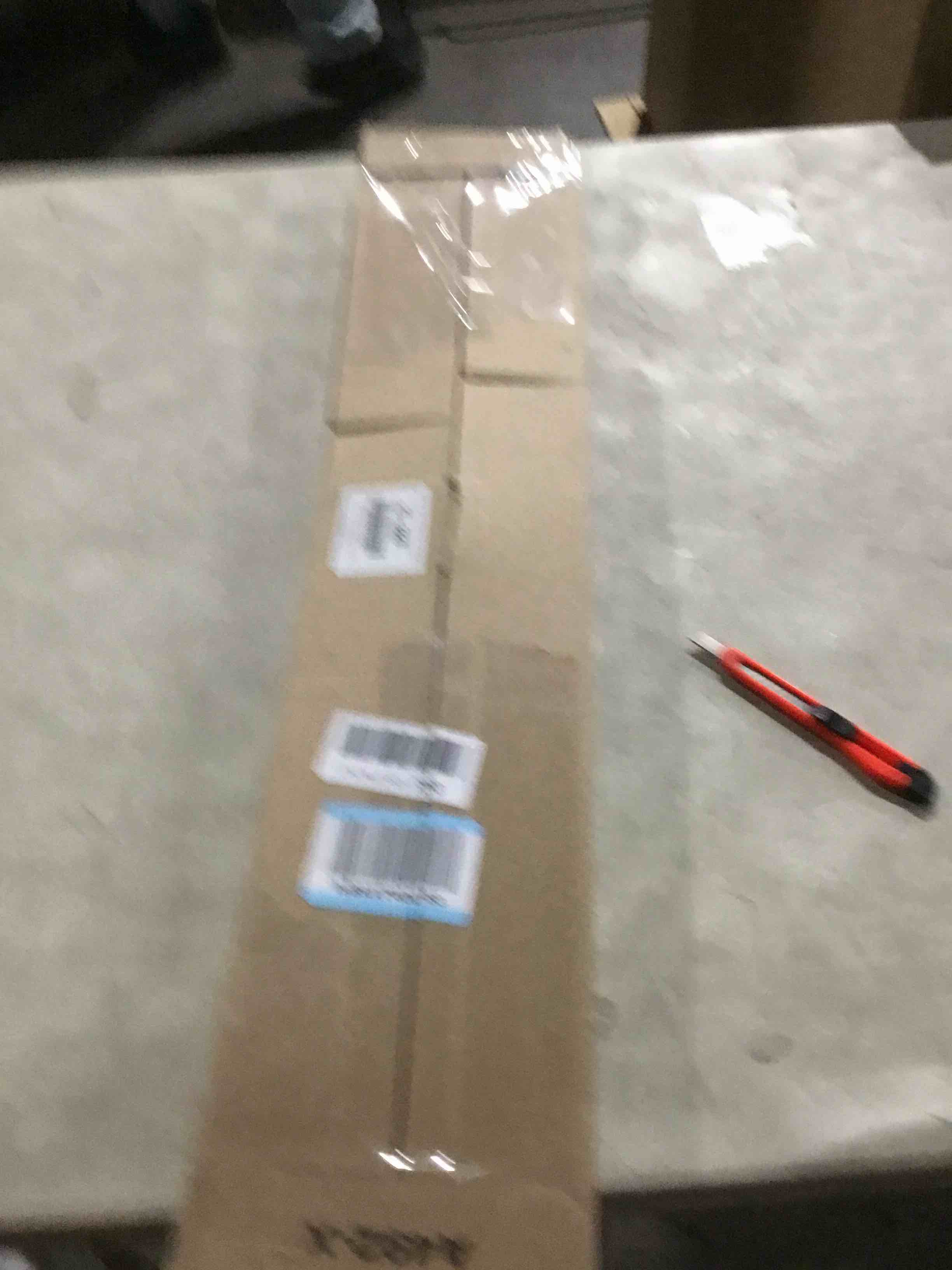 https://s3.amazonaws.com/lotting-images-prod/bidfta/GRA2262166_1741202815419.jpeg