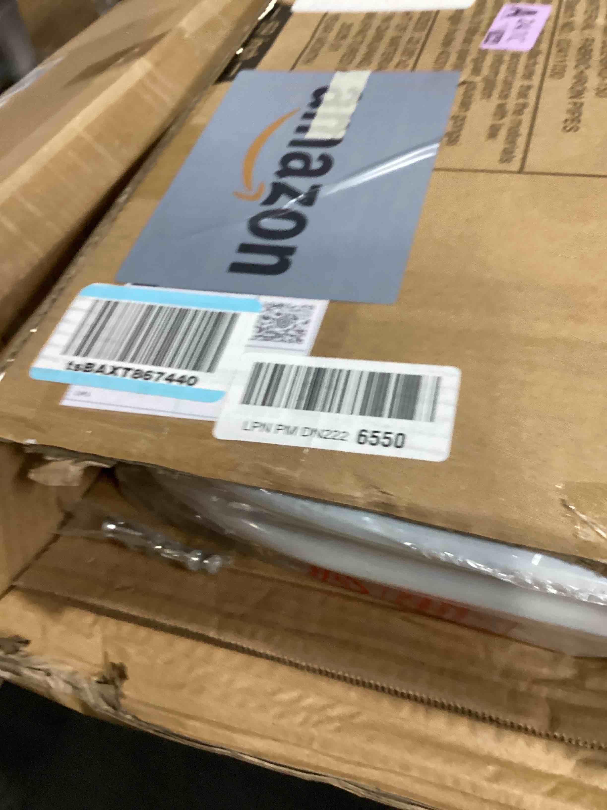 https://s3.amazonaws.com/lotting-images-prod/bidfta/GRA2262992_1742832422795.jpeg