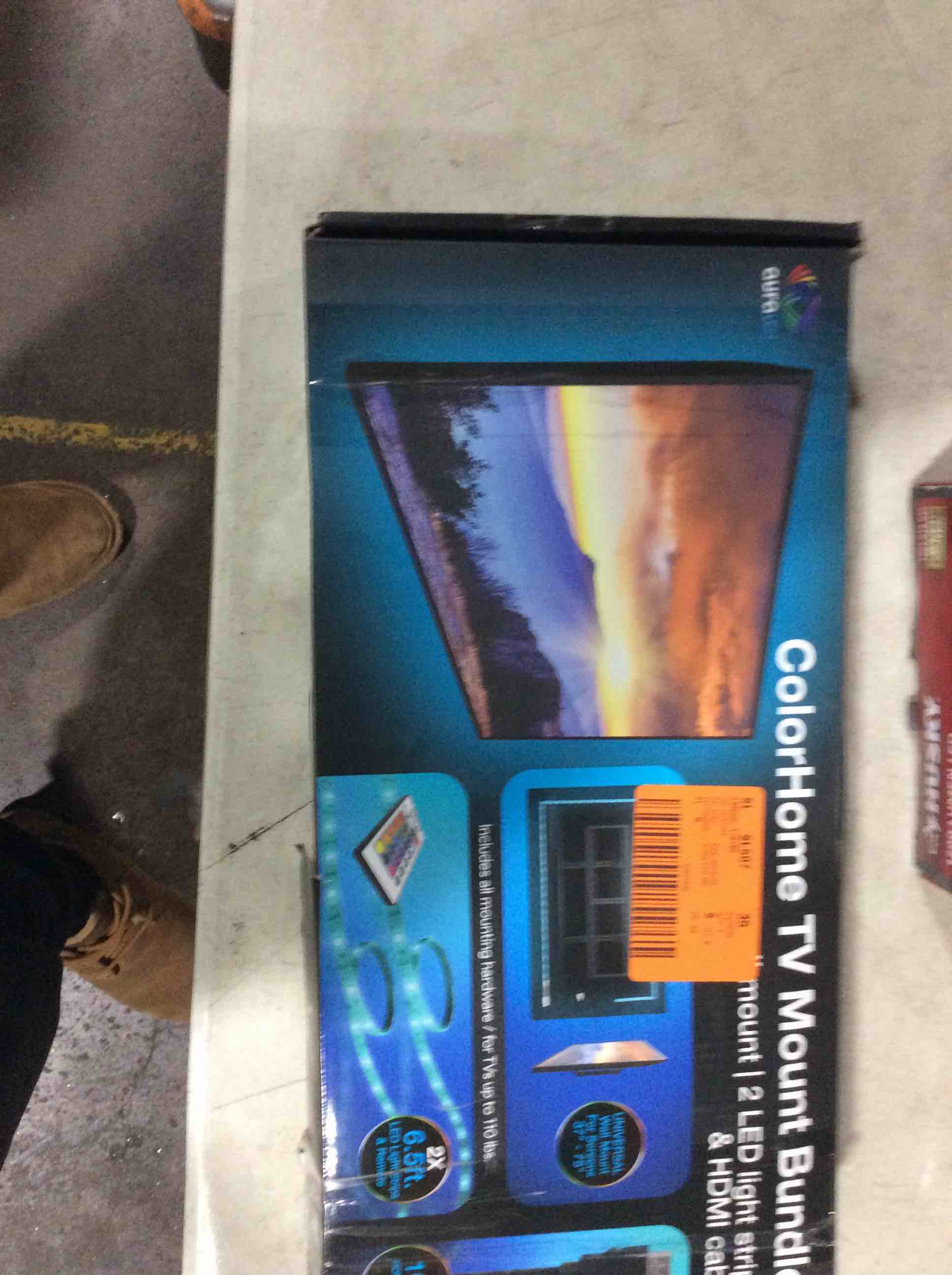 https://s3.amazonaws.com/lotting-images-prod/bidfta/GRA2263321_1738673811525.jpeg