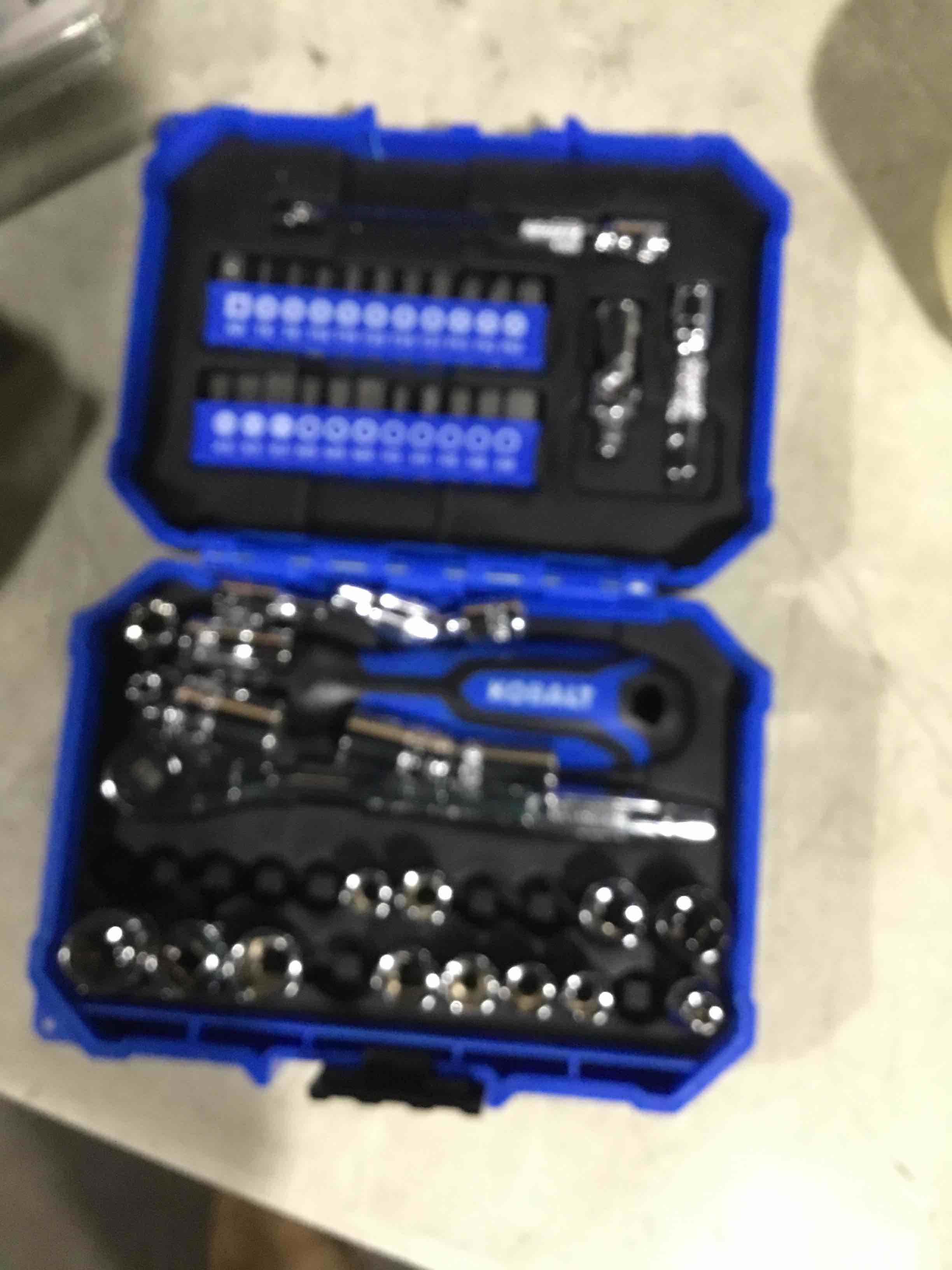 https://s3.amazonaws.com/lotting-images-prod/bidfta/GRA2263995_1739292826246.jpeg