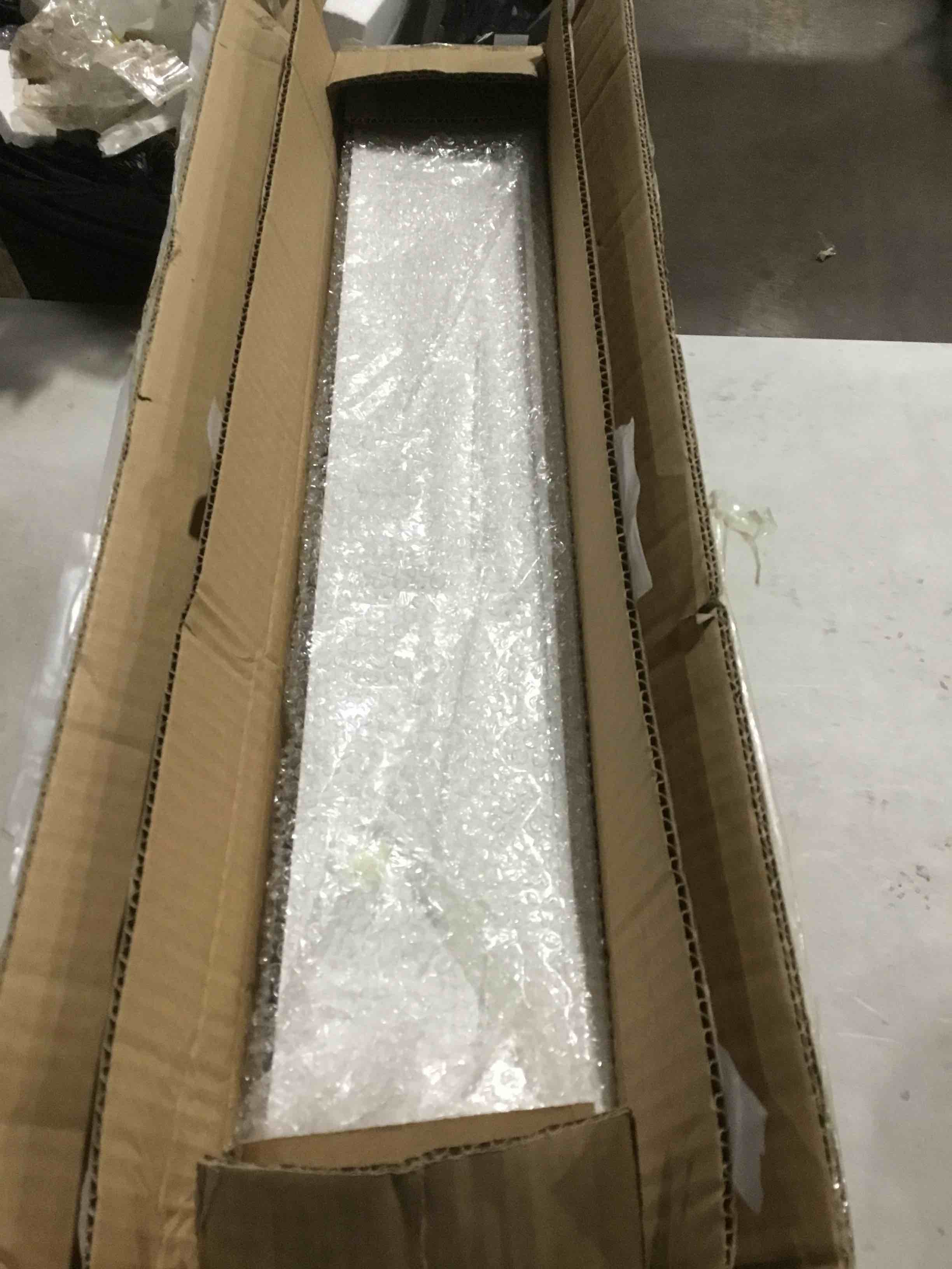 https://s3.amazonaws.com/lotting-images-prod/bidfta/GRA2264667_1740590762959.jpeg
