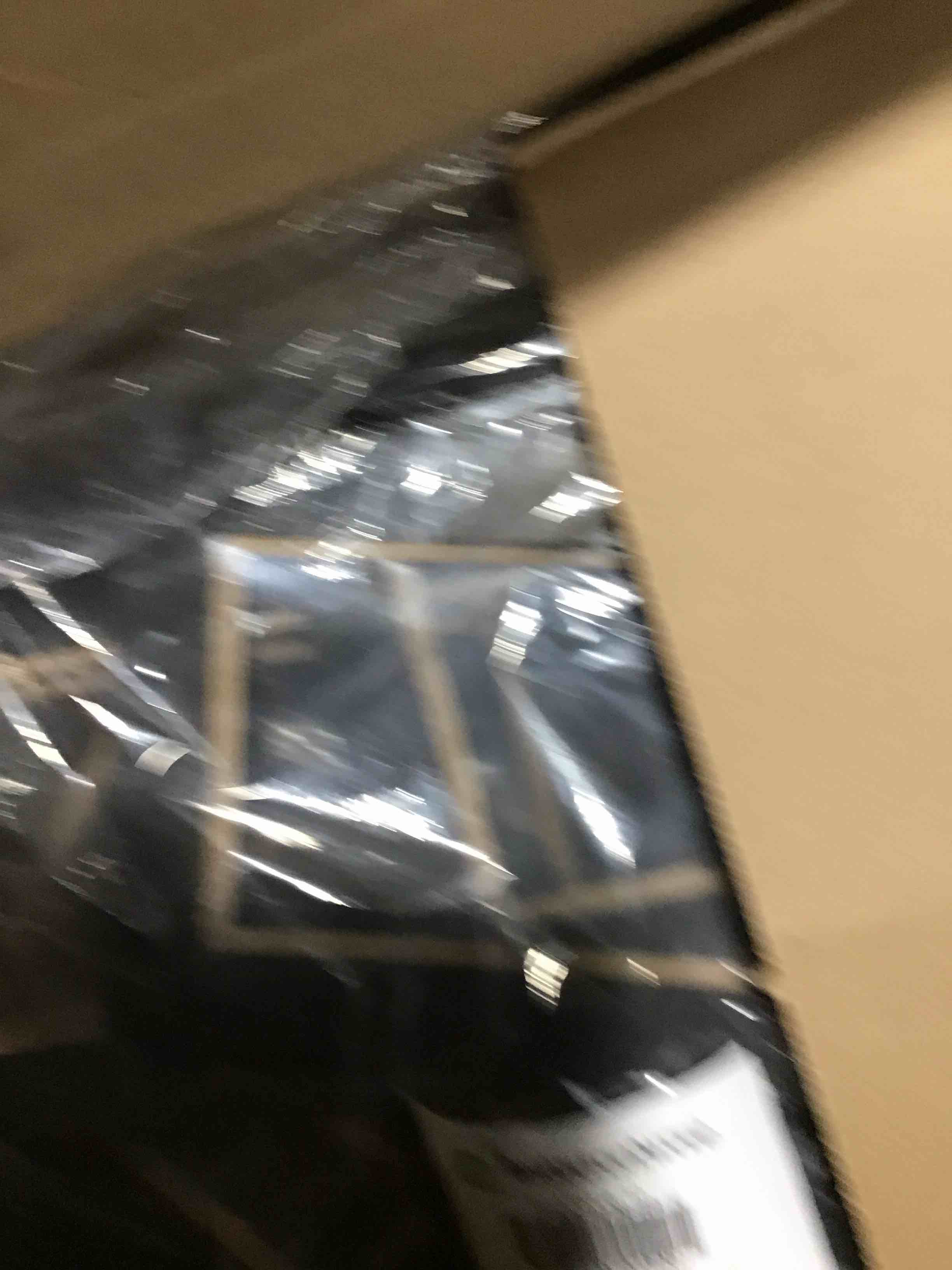 https://s3.amazonaws.com/lotting-images-prod/bidfta/GRA2266905_1741091086033.jpeg