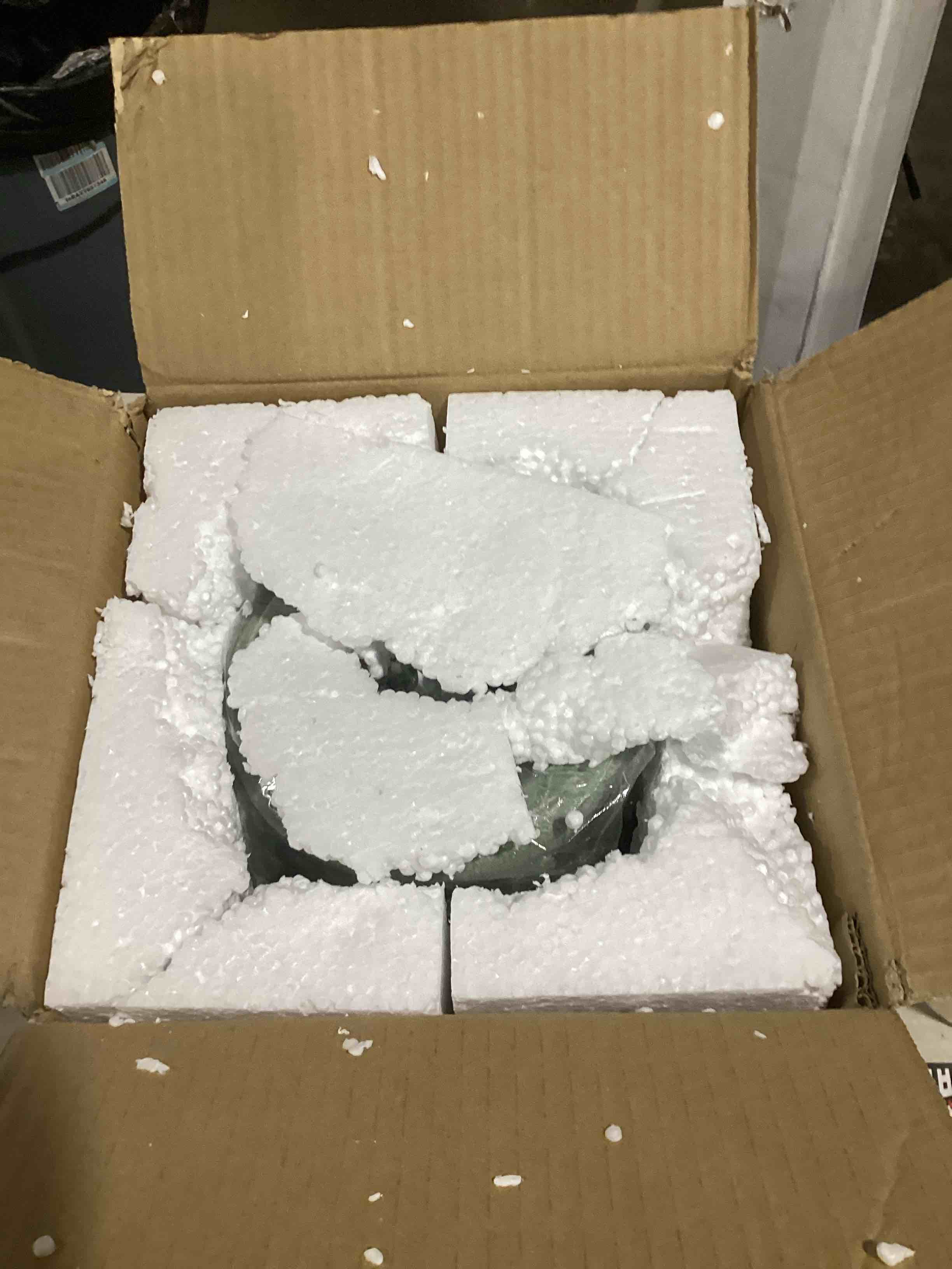 https://s3.amazonaws.com/lotting-images-prod/bidfta/GRA2268448_1743769952269.jpeg
