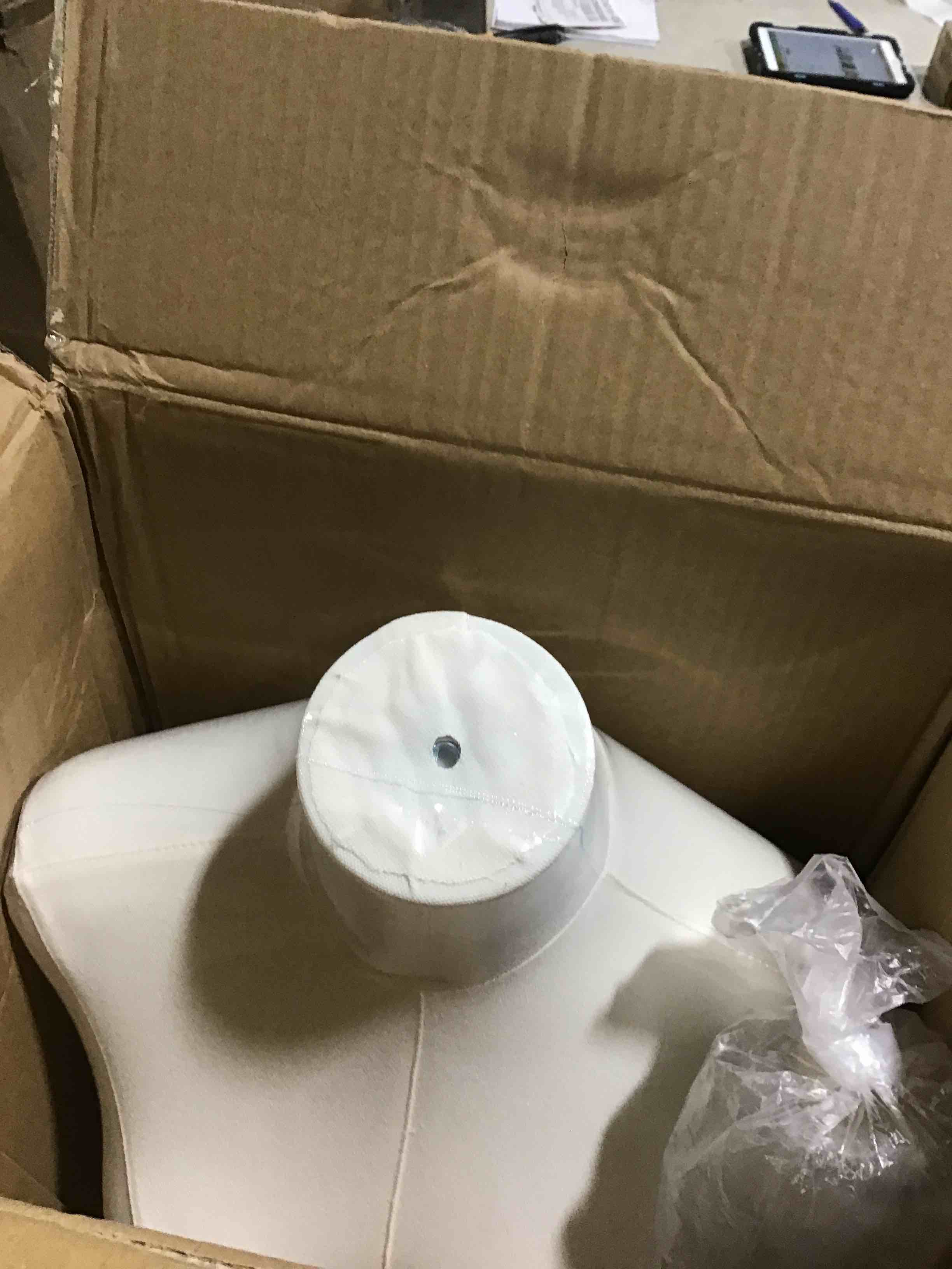 https://s3.amazonaws.com/lotting-images-prod/bidfta/GRA2270575_1741282062384.jpeg