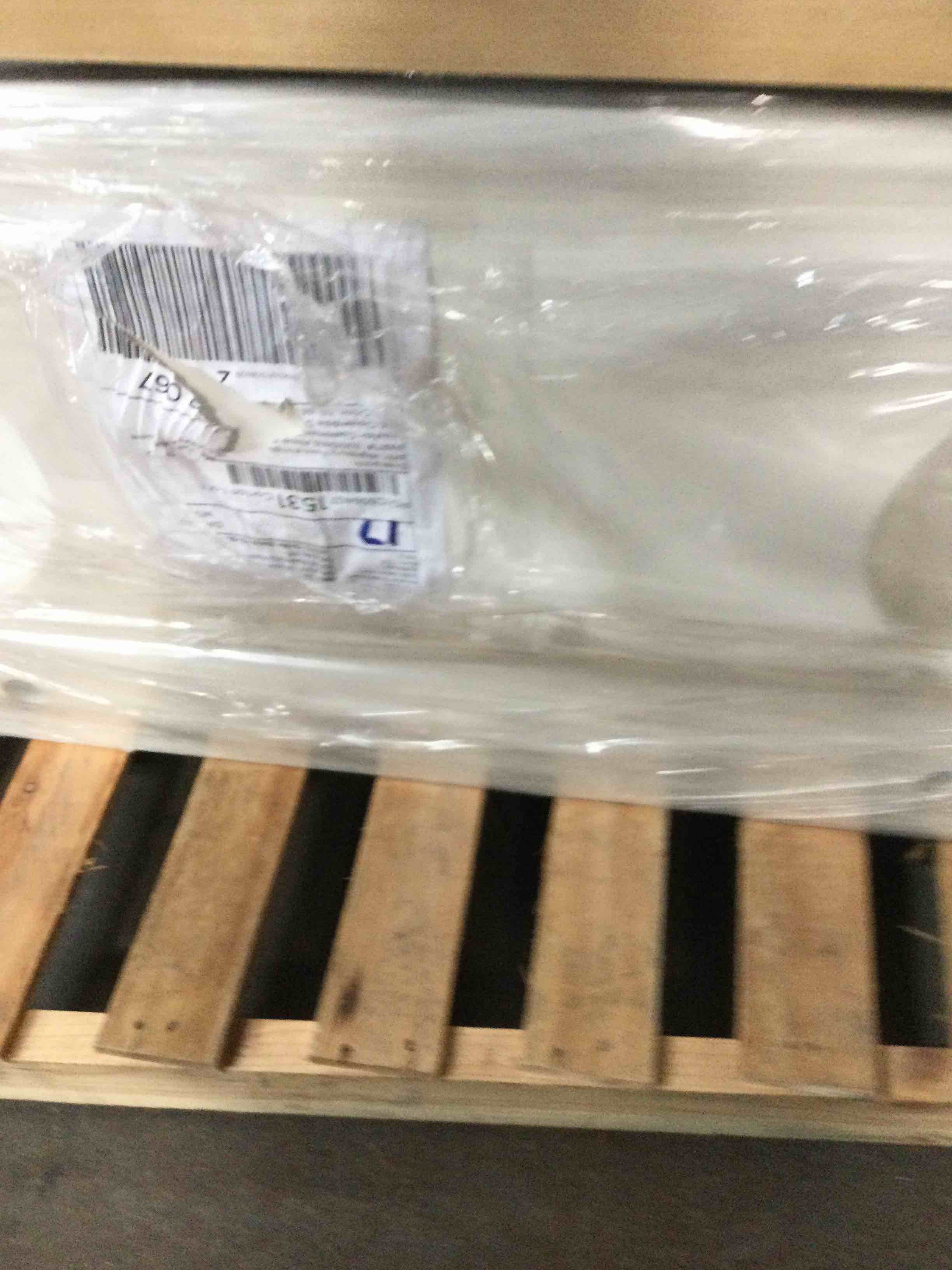 https://s3.amazonaws.com/lotting-images-prod/bidfta/GRA2270816_1741613499333.jpeg