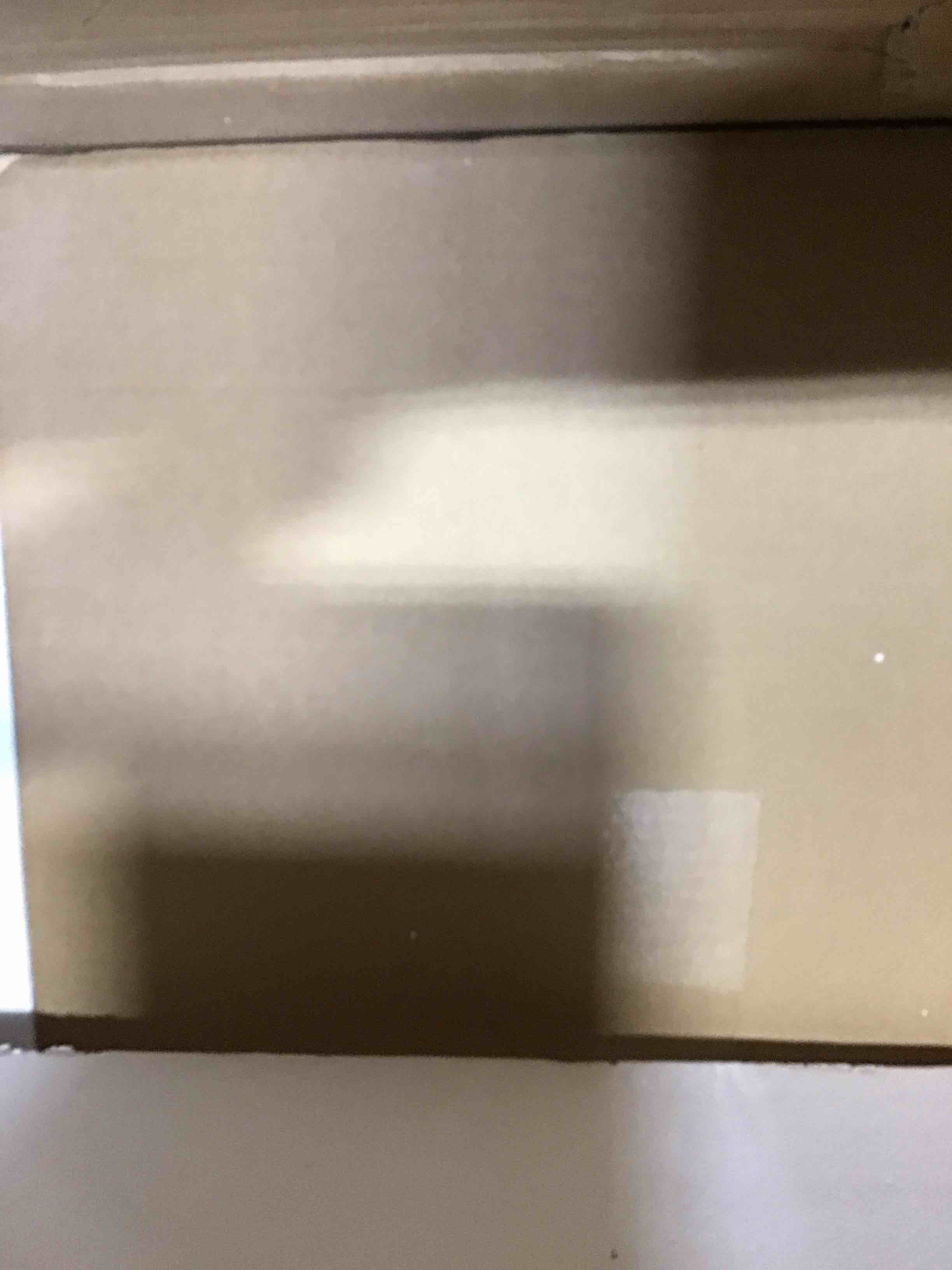 https://s3.amazonaws.com/lotting-images-prod/bidfta/GRA2271141_1741797723632.jpeg