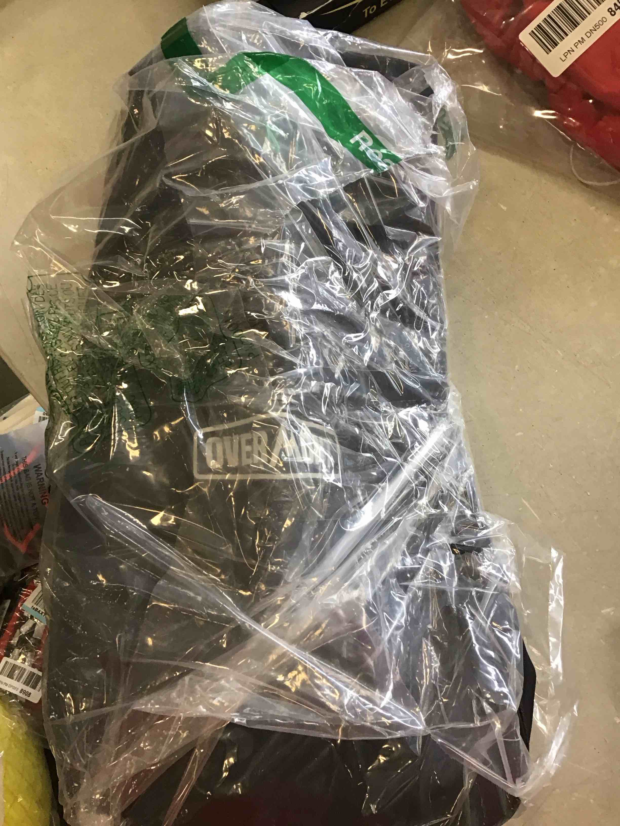 https://s3.amazonaws.com/lotting-images-prod/bidfta/GRA2272069_1740500521507.jpeg
