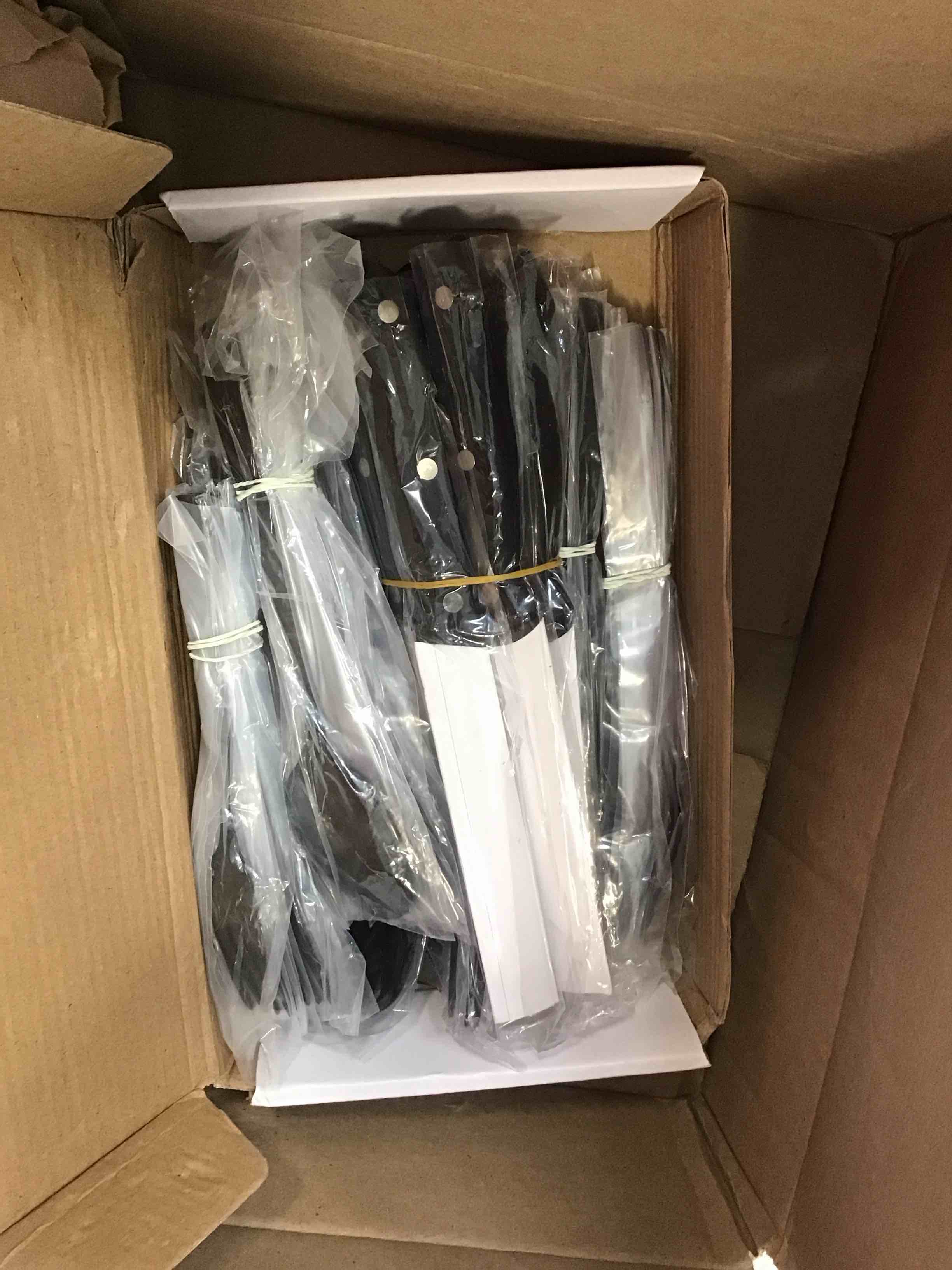 https://s3.amazonaws.com/lotting-images-prod/bidfta/GRA2272071_1740500703935.jpeg
