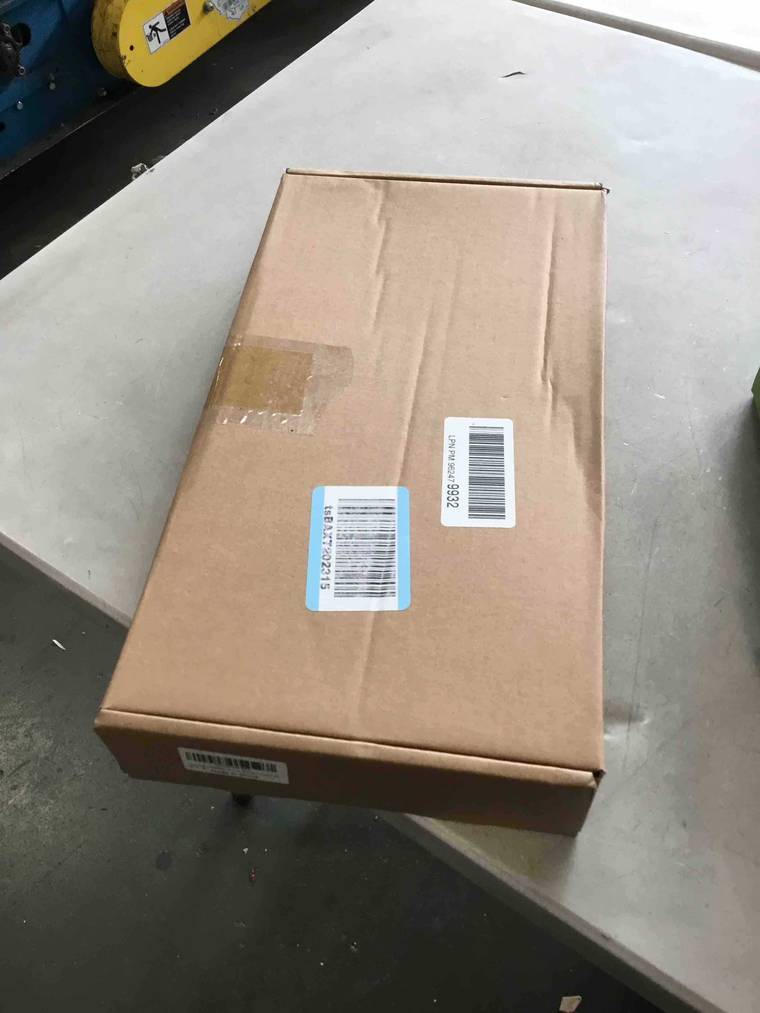 https://s3.amazonaws.com/lotting-images-prod/bidfta/GRA2272226_1741016977316.jpeg