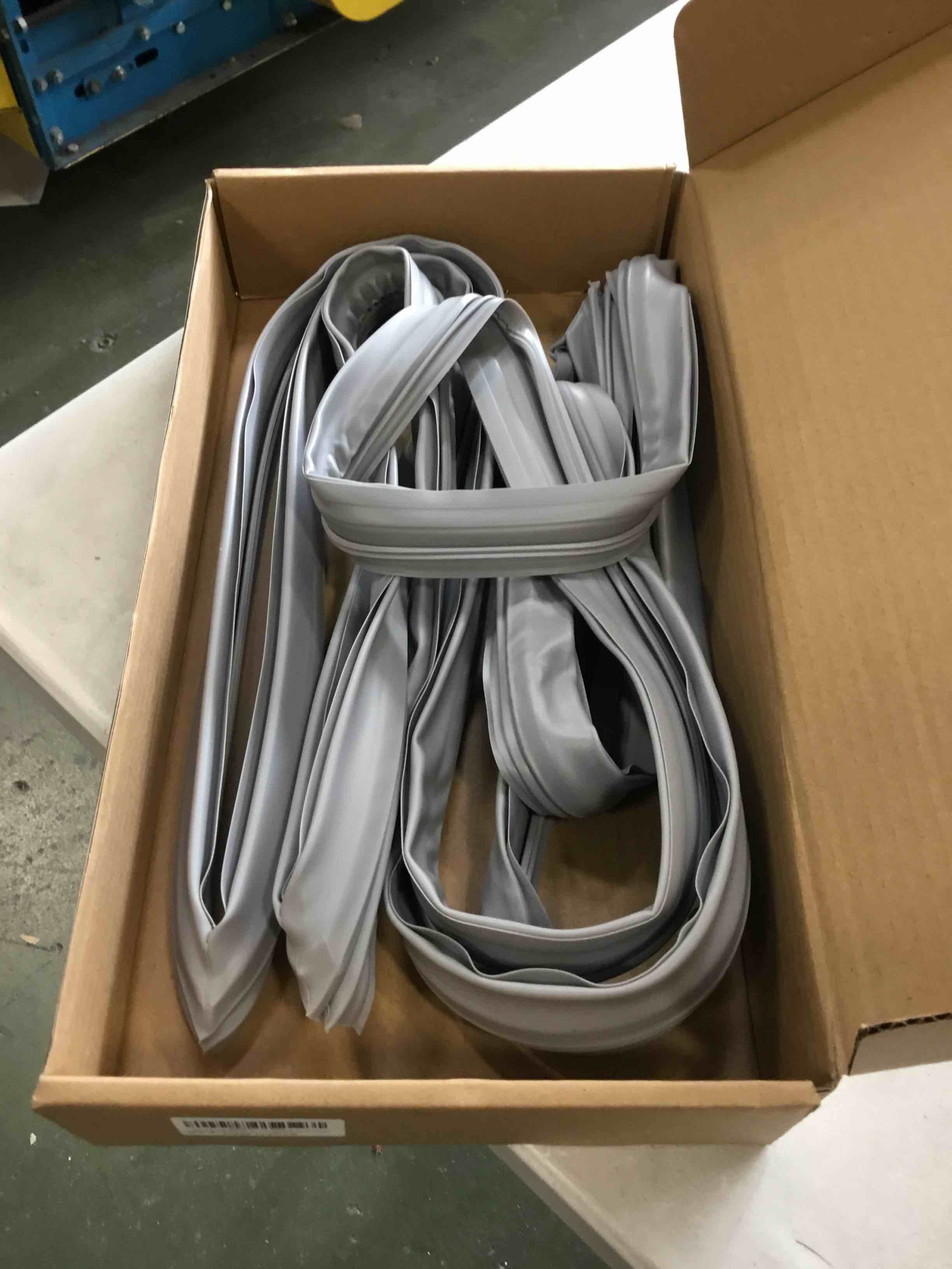 https://s3.amazonaws.com/lotting-images-prod/bidfta/GRA2272226_1741016990280.jpeg