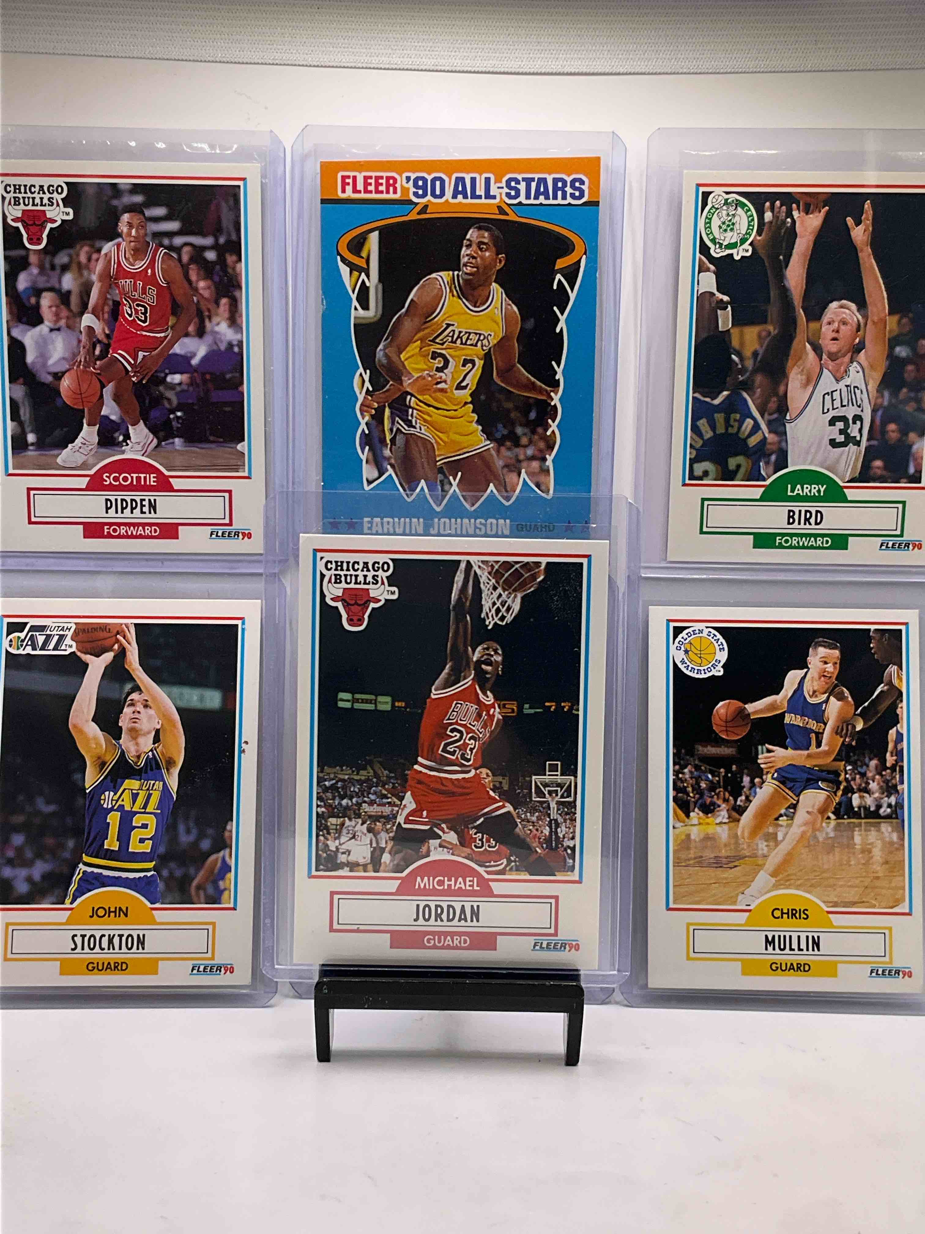 1990 Fleer Basketball! 1990 Fleer Card Combo! The BEST Cards From The Year! Michael Jordan, Larry Bird, Scottie Pippen, Magic Johnson, John Stockton& So Many More! 50 Card Lot! All Stars, Hall Of Famers, Champions & More, The Perfect Mix Of Miscellaneous ‘90 Fleer Variety!