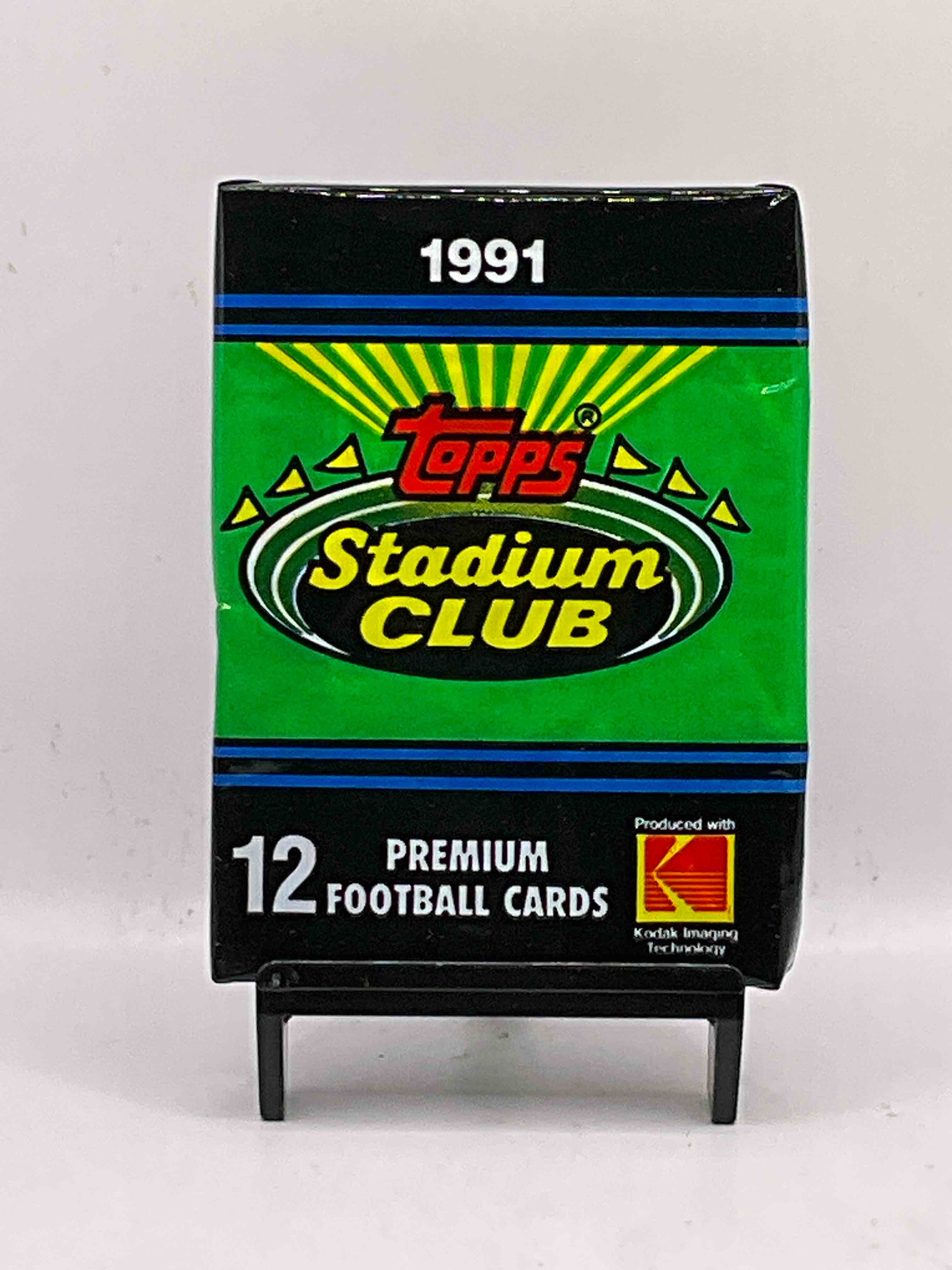 1991 Topps Stadium Club Football Unopened Wax Packs, Direct From Original Sealed Retail Case! Search For Valuable Brett Favre Rookie (PSA 10 $400), Early Emmitt Smith, Jerry Rice & So Much More! Getting Hard To Find!