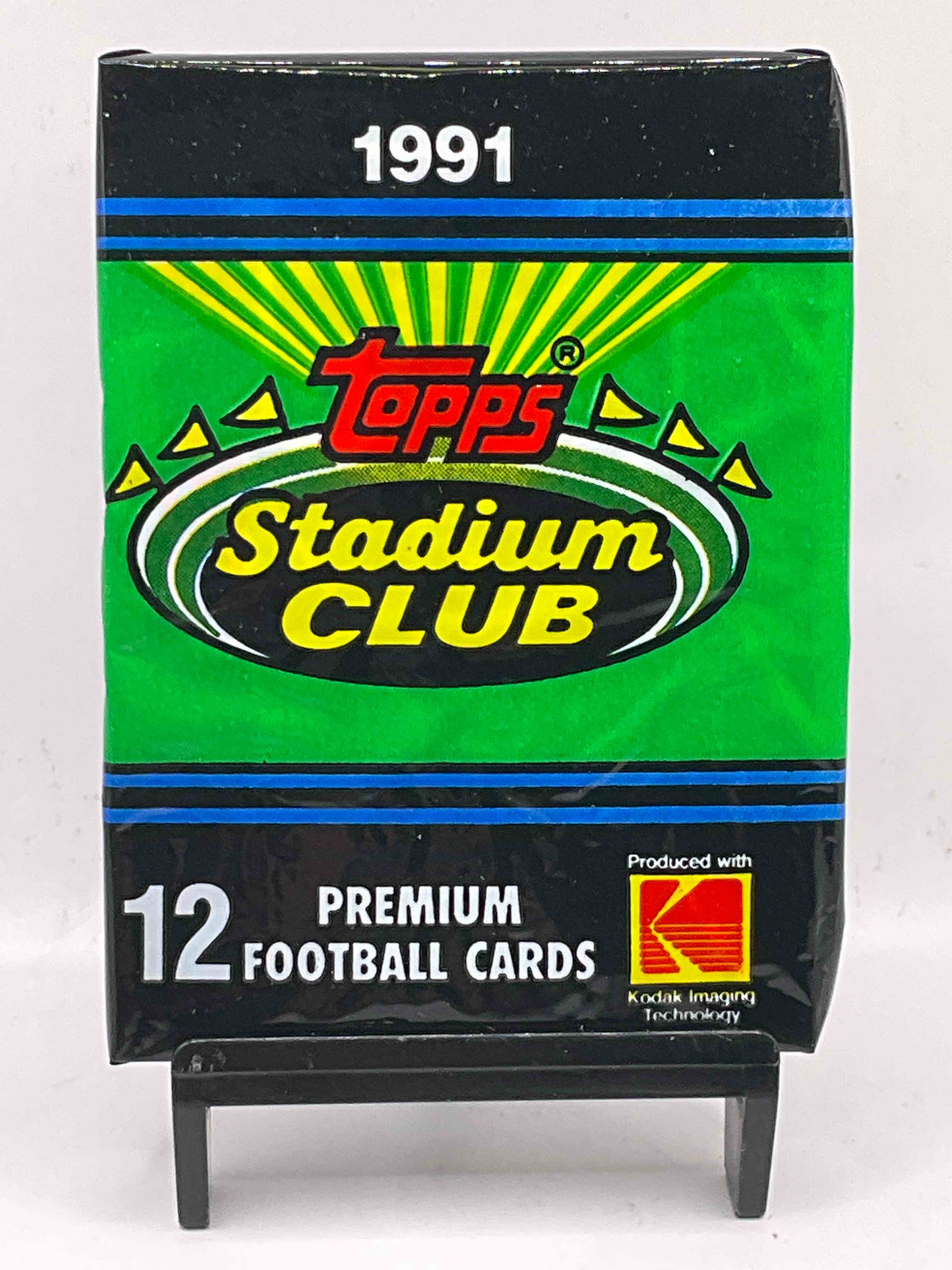 1991 Topps Stadium Club Football Unopened Wax Packs, Direct From Original Sealed Retail Case! Search For Valuable Brett Favre Rookie (PSA 10 $400), Early Emmitt Smith, Jerry Rice & So Much More! Getting Hard To Find!