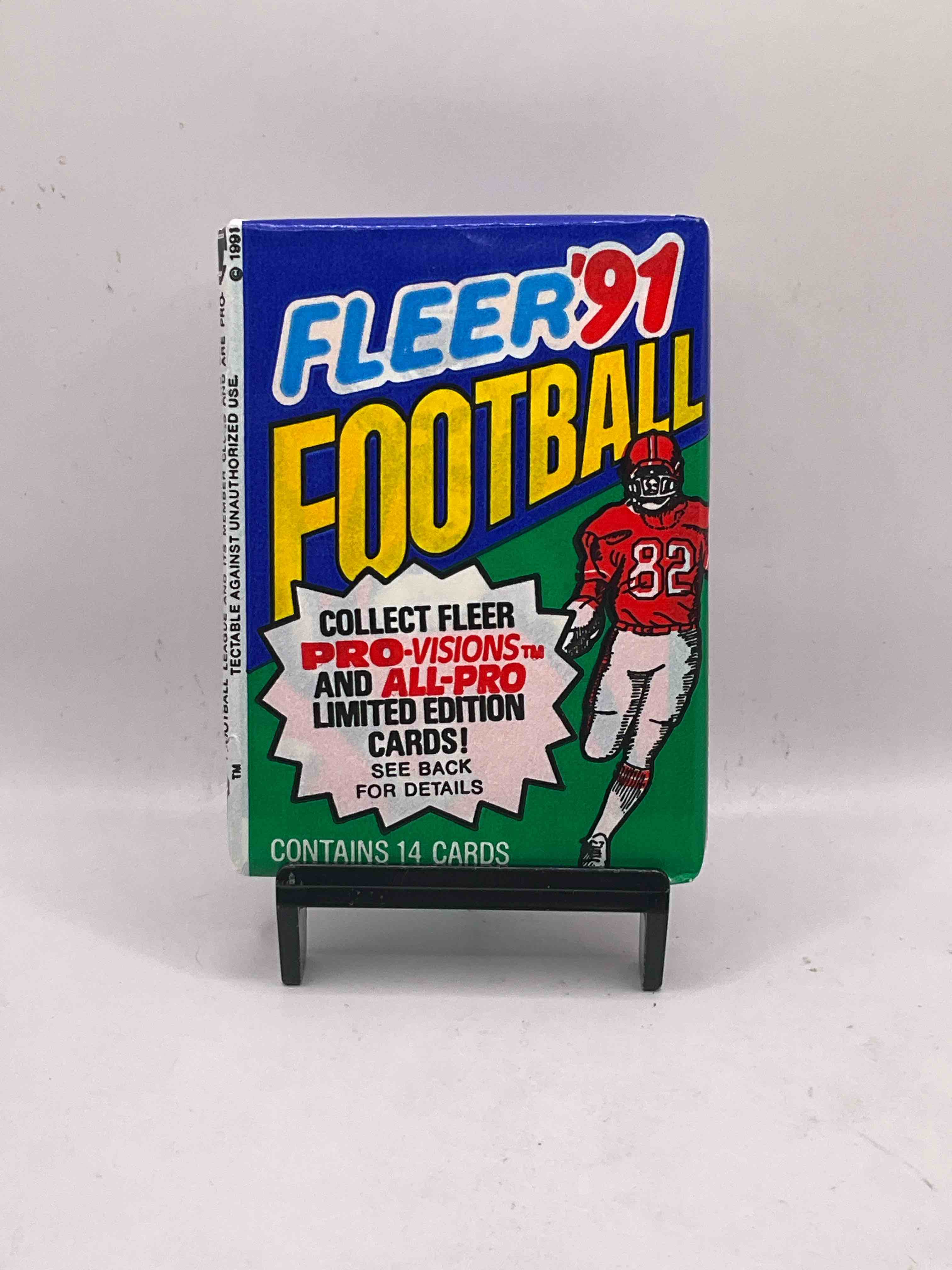 1991 Fleer Football Unopened Card Pack! Search For Valuable Joe Montana & Jerry Rice Cards! Crazy Packs From The Early 90’s!