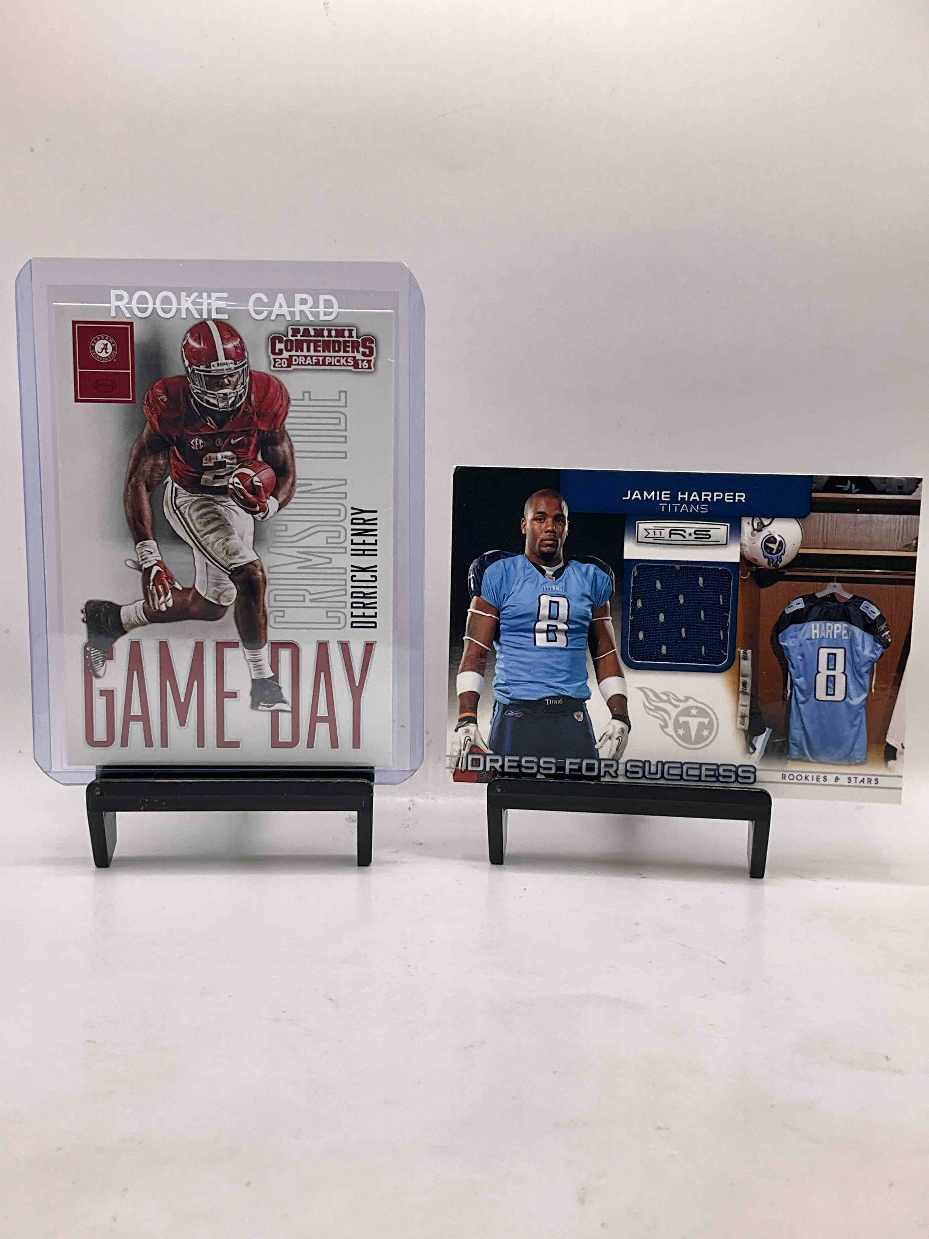 Derrick Henry Rookie! Game Worn Jersey Cards, Signatures & More! Courtney Roby Event Worn Authentic Jersey Card, Jamie Harper /299 Event Worn Jersey Card, Akeem Ayers Rookie Signed /499, Crunch Time Derrick Henry & More Titans! Tennessee Titans!