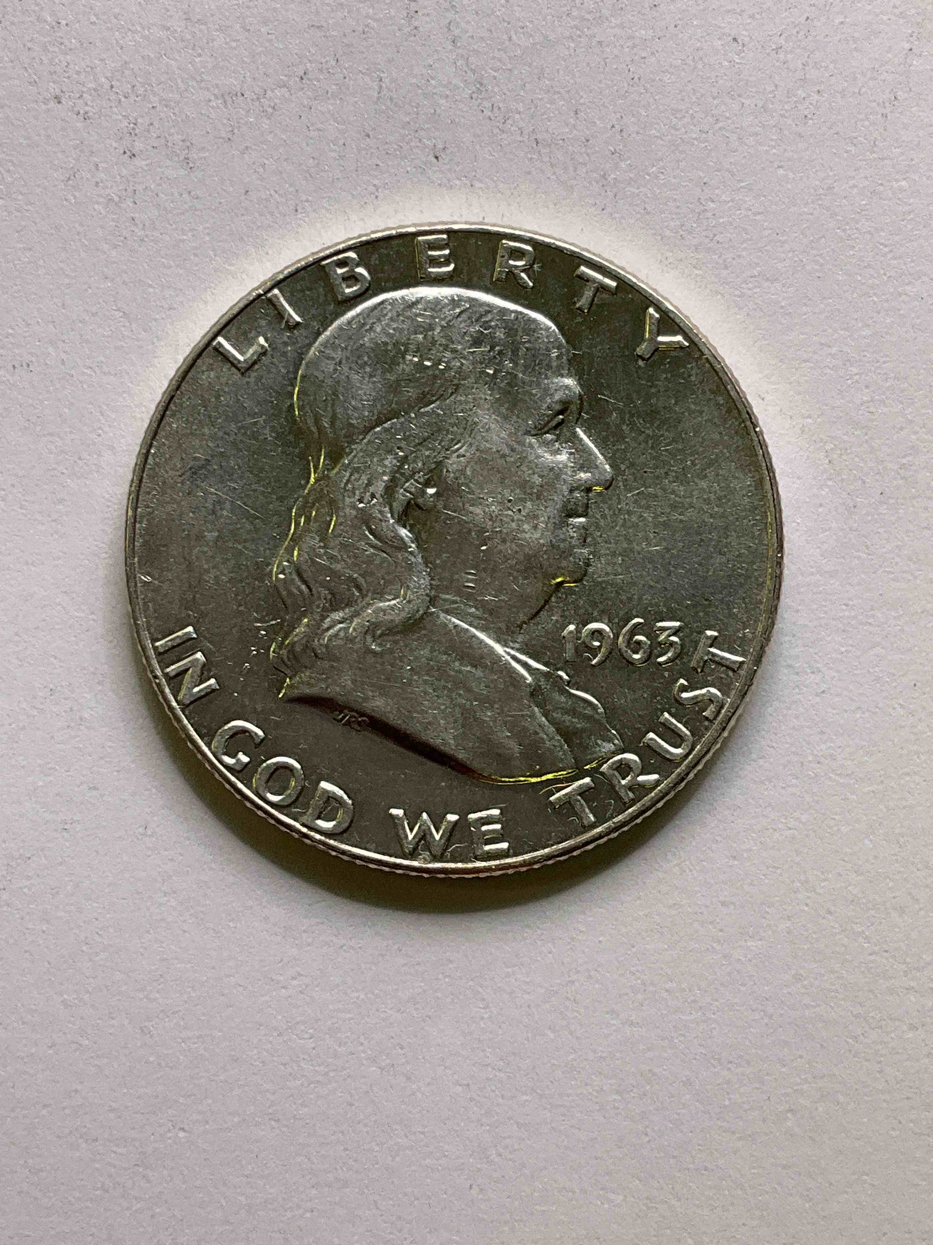 Uncirculated Ben Franklin Silver! Pre 1965 Silver U.S. Half Dollar Coins! Before 1965 American Half Dollars Were Actually Silver, Here Is A Rare 1963 Version In Excellent, Uncirculated Condition! Great For Investing In Precious Metals! This Heavy Half Dollar Was Minted At 90% Silver and 10% Copper, Giving It A Net Weight Of .36169 Ounces Of Pure Silver! Very Rare In This Great Condition!