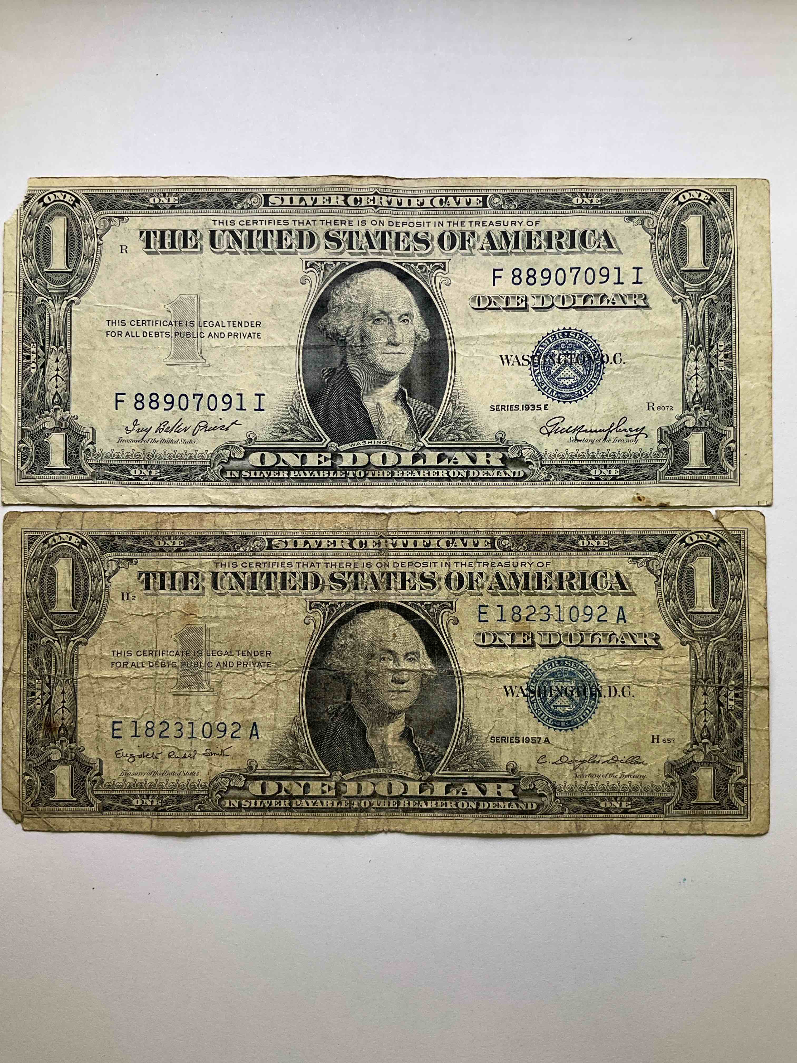 1935 & 1957 Silver Certificates! Did You Know That Prior To 1964 One Dollar U.S. Paper Money Was Actually Redeemable For Silver Dollars?! Wow How Times Have Changed! Silver Certificates Were Produced From 1878 To 1964 & Are Still Considered Legal Tender At Face Value. Here Is A Gorgeous, Circulated 1935 U.S. One Dollar Silver Certificate, With Highly Collectible "Blue Seal!" Own An Awesome Piece Of History!