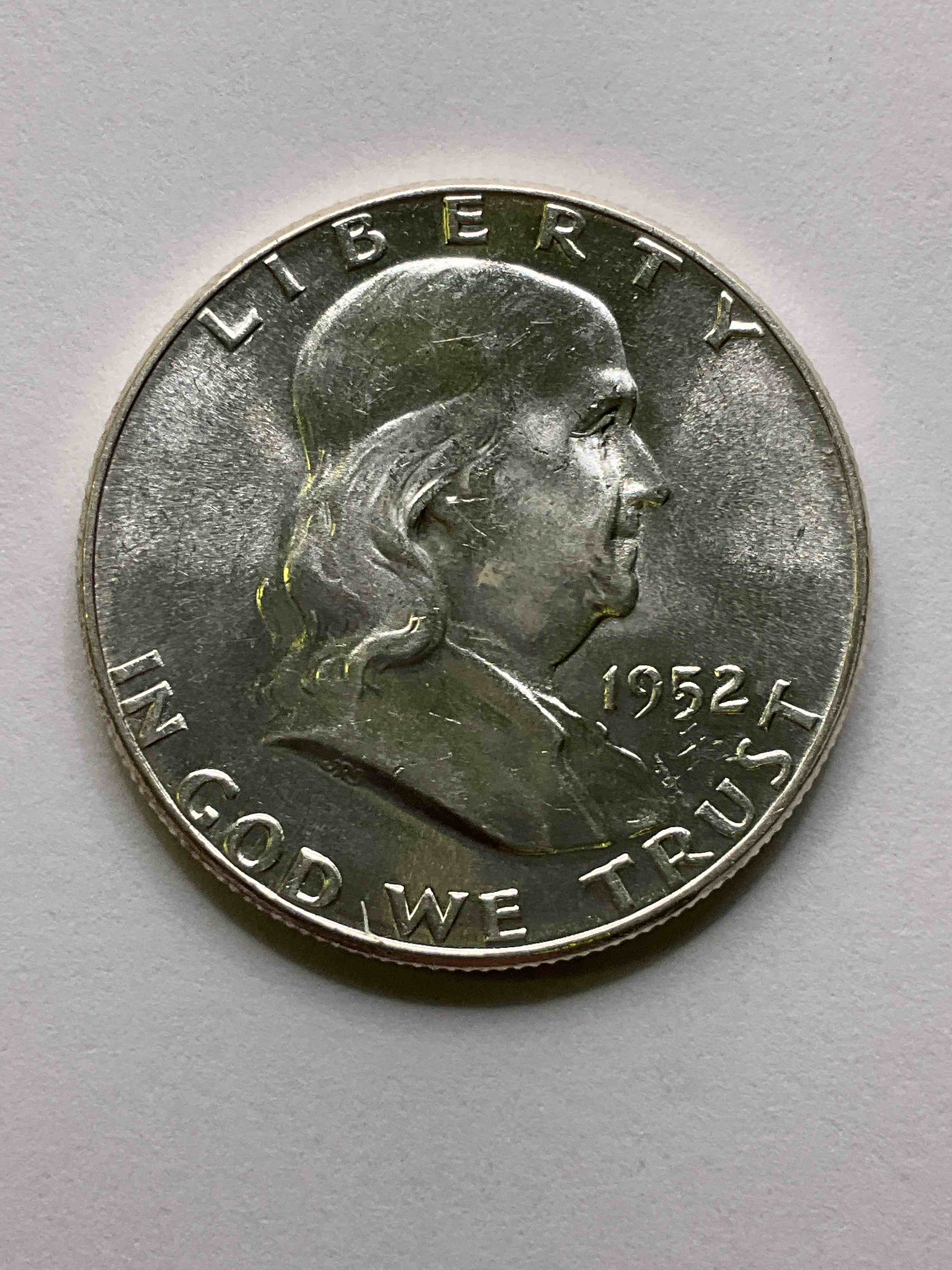 Uncirculated Ben Franklin Silver! Pre 1965 Silver U.S. Half Dollar Coins! Before 1965 American Half Dollars Were Actually Silver, Here Is A Rare 1952 Version In Excellent, Uncirculated Condition! Great For Investing In Precious Metals! This Heavy Half Dollar Was Minted At 90% Silver and 10% Copper, Giving It A Net Weight Of .36169 Ounces Of Pure Silver! Very Rare In This Great Condition!