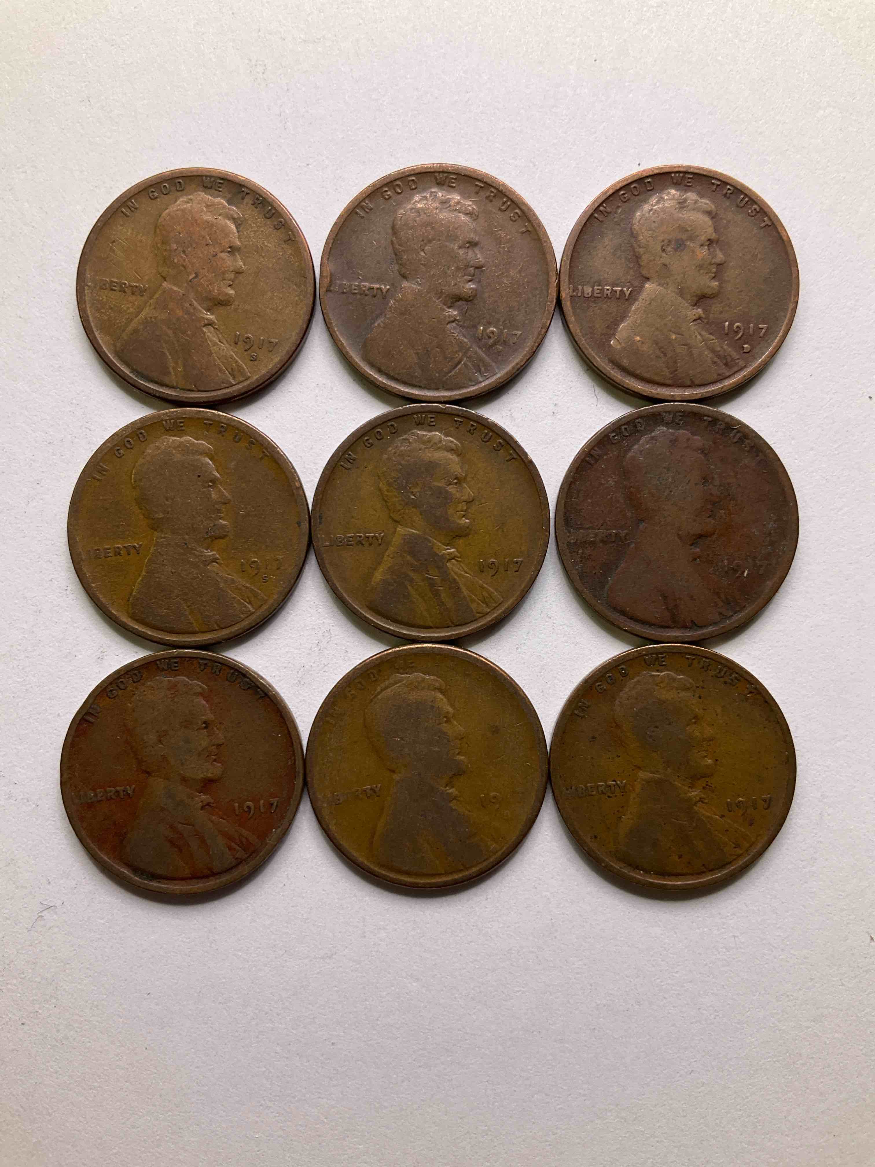 1917 World War I History! Rare 1917 Wheat Pennies In Great Circulated Condition With Visible Dates, Nearly Impossible To Collect & Serious Collector Items! 1917 Is The Year America Entered World War I. Own An Incredible Piece Of History With These 1917 Pennies. Think Of The History These Pennies Have Seen!