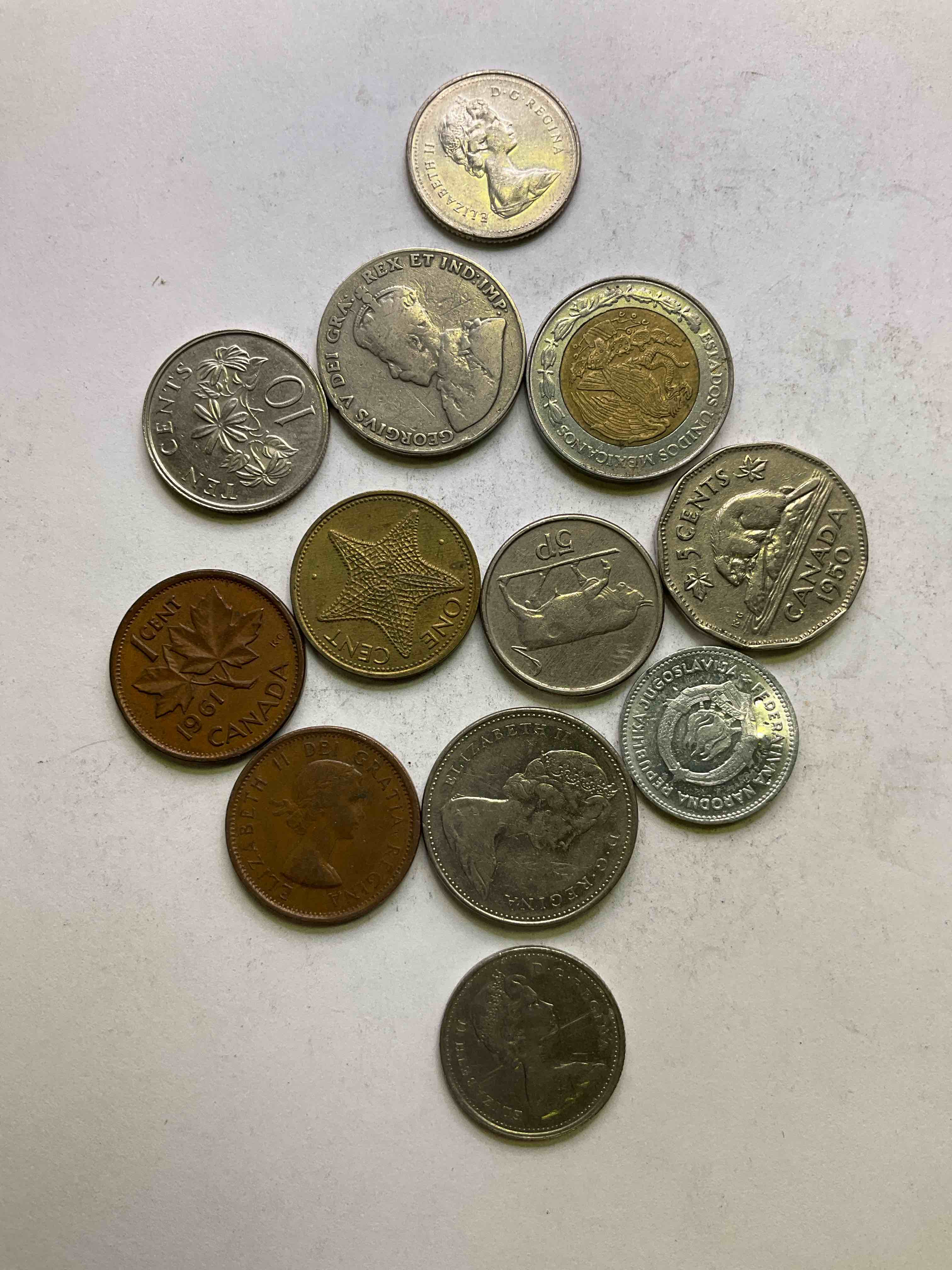 World Coins, Antique & Vintage! Each Lot Is Unique! Many Different Years, Countries, Sizes & Exotic Places. This Cool Collection Of Antique Coins From Around The World Is Loads Of Fun! Have Fun Identifying Each Coin & Country As A Great Educational Tool! A Great Investment Too!