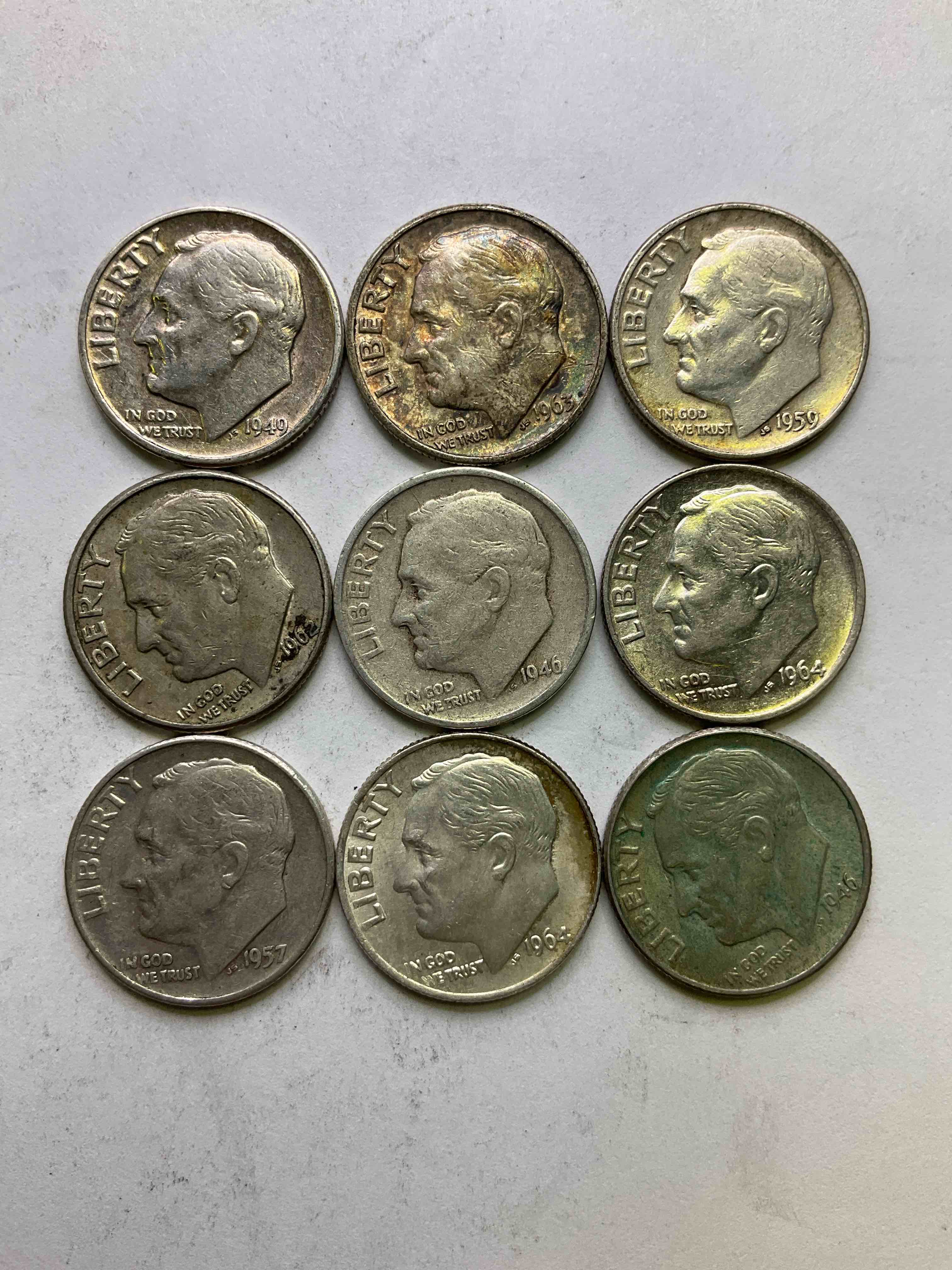 Antique U.S. Pure Fine Silver Roosevelt Dimes! Did You Know That Pre 1965 Roosevelt Dimes Are 90% Silver? Roosevelt Dimes Were First Minted In 1945 Upon The Death Of President Roosevelt, & Were Minted In Fine U.S. Silver Until 1965. Check Out These Awesome Examples, All In Nice, Circulated Condition With Visible Dates & Varying Pre 1965 Years! Rare To Have Visible Dates! Makes For A Great Investment In Precious Metals!