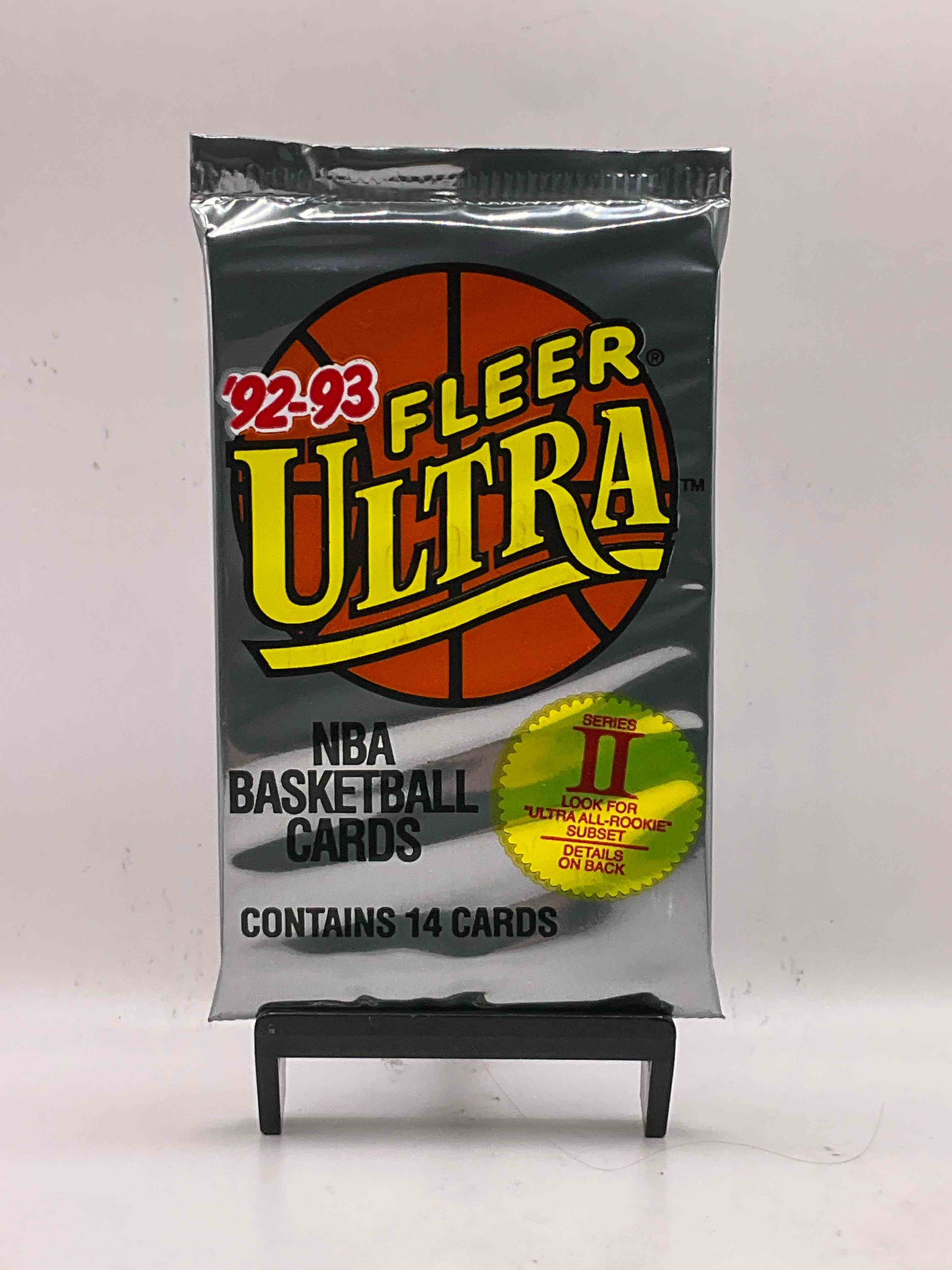 Shaq Rookie!? Awesome 1992/93 Fleer Ultra Series Two NBA Basketball Sealed Card Pack, Direct From Original Sealed Retail Case! Series Two Is A Collectors' Dream Because It's Where To Find Shaquille O'Neals' Rookie Card, As Well As Several Valuable Michael Jordan Cards! Getting Harder & Harder To Find!