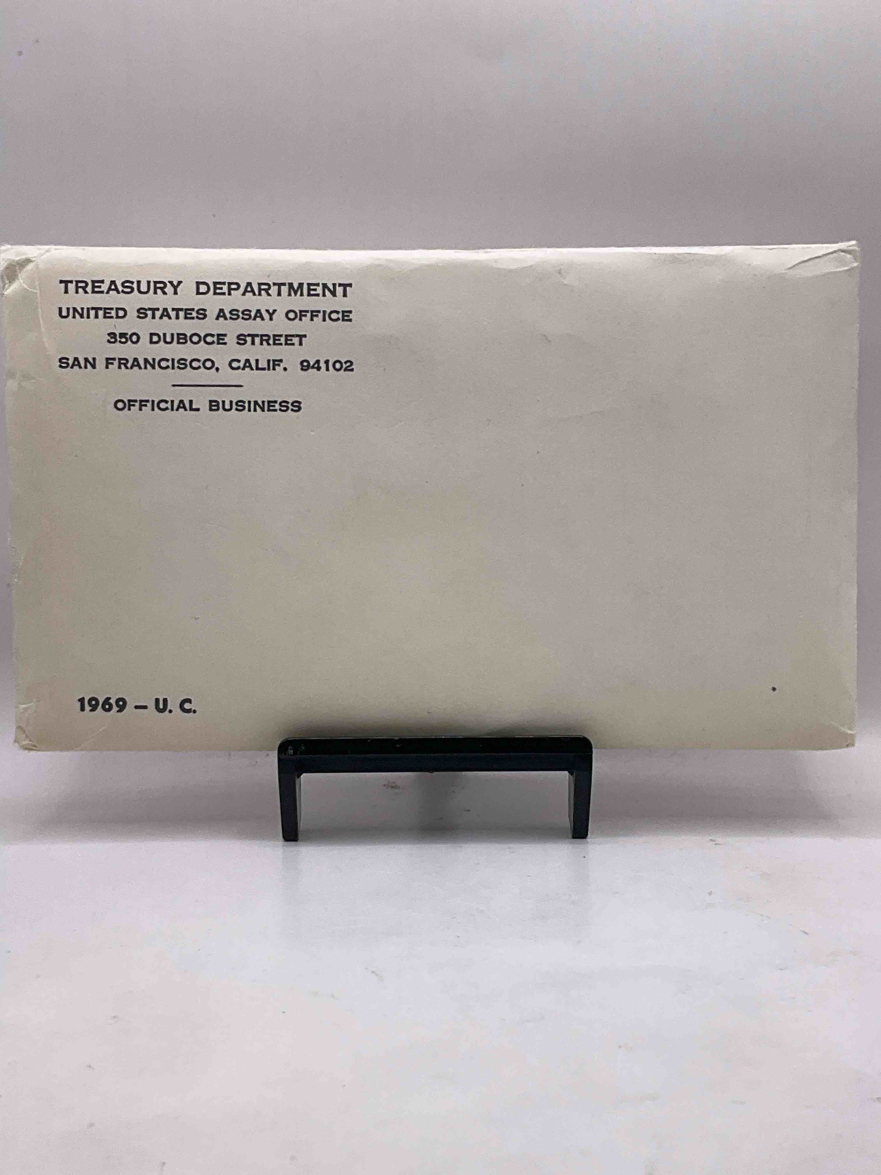 1969 Moon Landing History! Year Of The Moon Landing, Includes Silver! Check Out This 1969 Uncirculated Mint Set Issued From The U.S. Mint, Still In Its Original Envelope From The U.S. Treasury! Set Includes Both Mint Sets For 1969, Philadelphia & Denver! The Included Kennedy Half Dollar Is 40% Silver! Includes Each Coin Minted For That Year & Also An Exclusive Philly & Denver Mint Token. An Awesome Collectable!